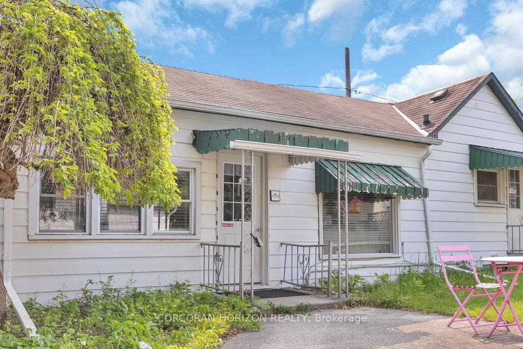 115 Oakwood Avenue photo 2