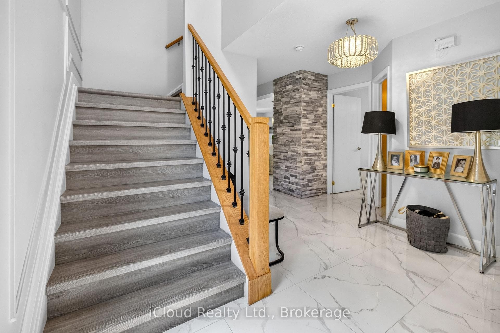 19 Crusoe Place photo 3