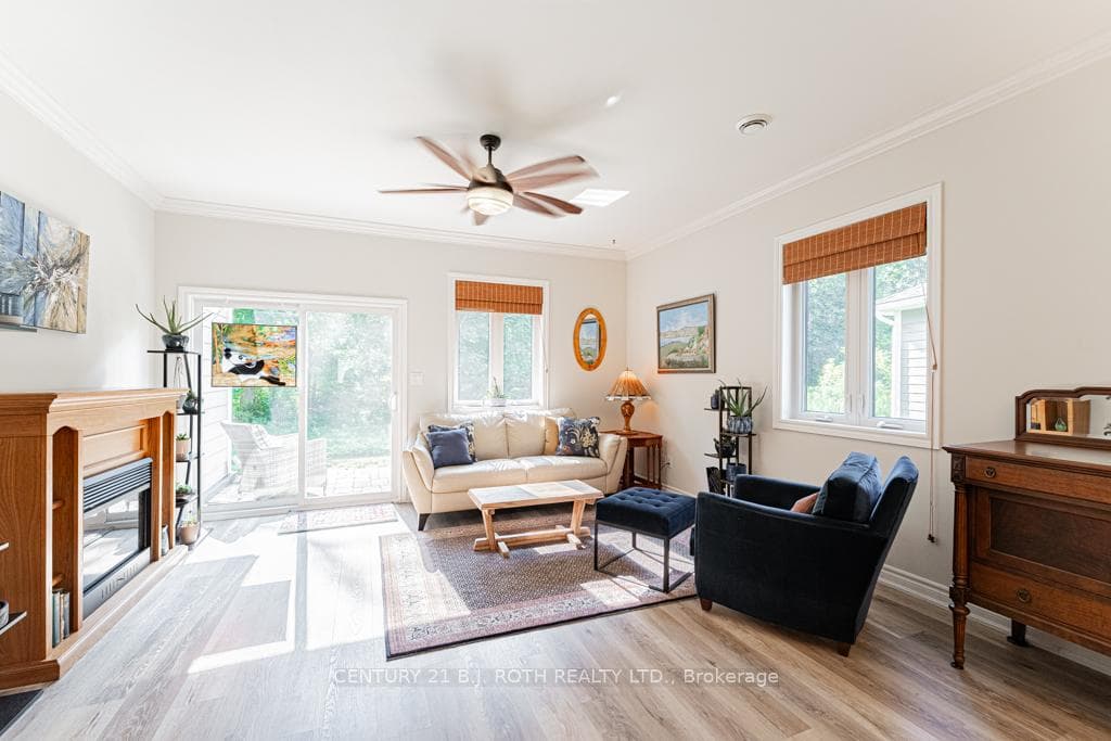 39 Riverwalk Drive photo 10