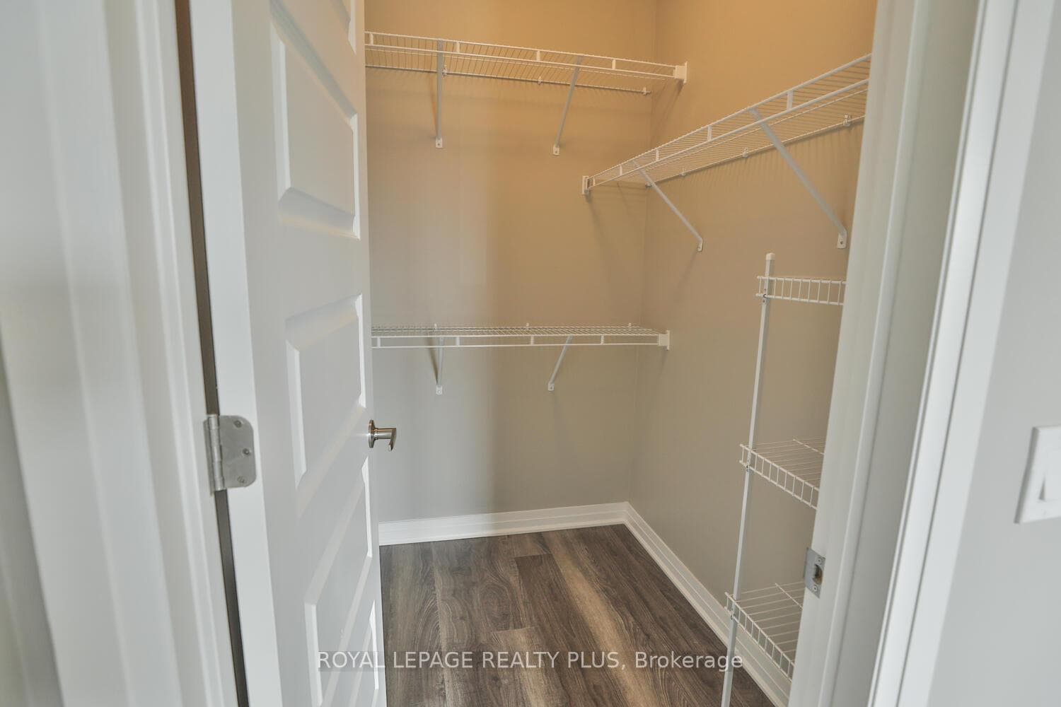 102 Grovewood Common N/A Unit 306 photo 19