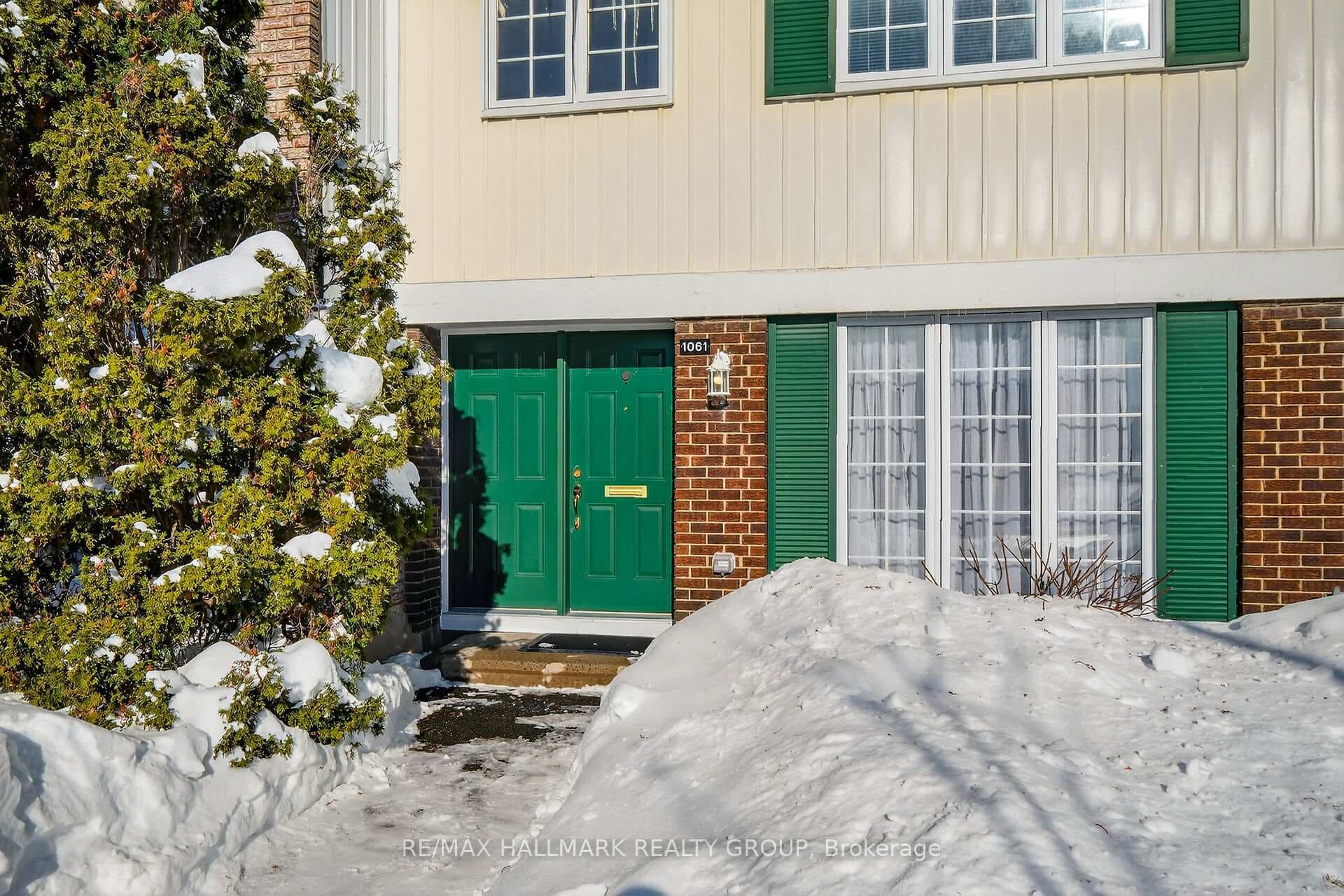 1061 Meadowlands Drive Unit 111 photo 4