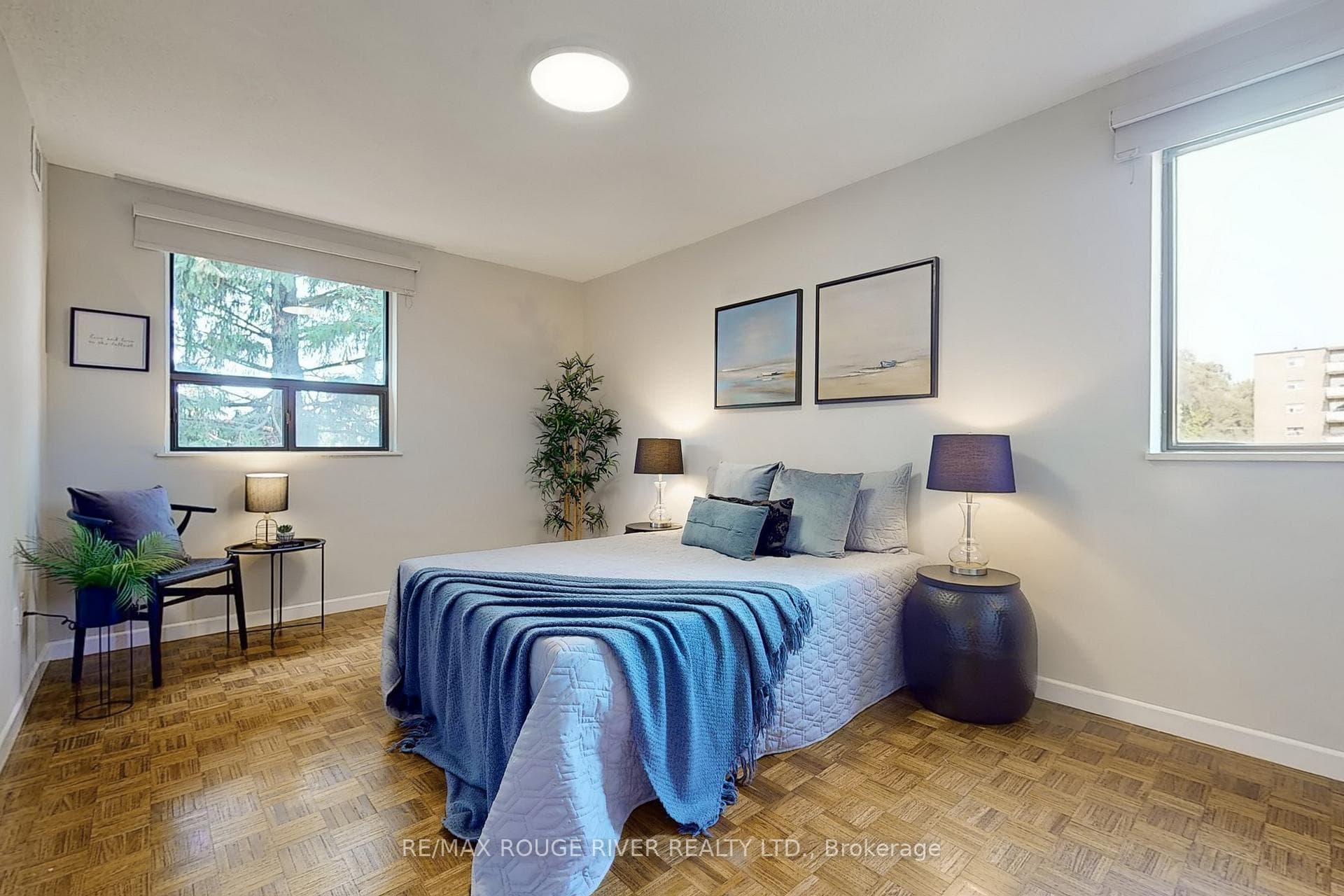 3734 St Clair Avenue Unit 303 photo 8