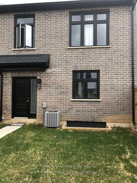 125 Summerside Mews Unit 12 photo 17
