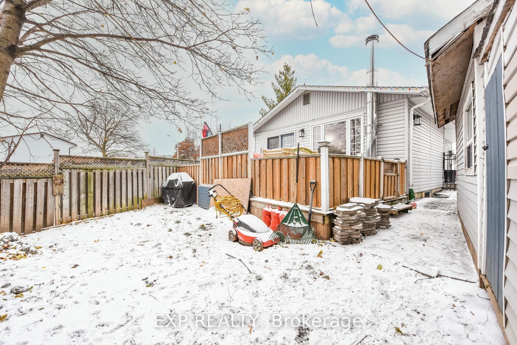 Pass Deck, Backyard - View of Shed Too