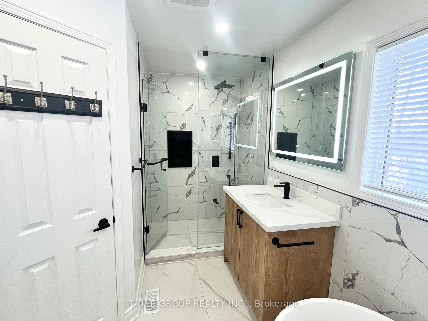 106 Smales Drive photo 12