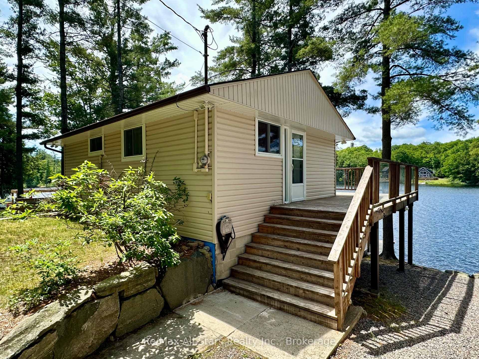 1006 Youngs Road Unit Cottage # 9 photo 3