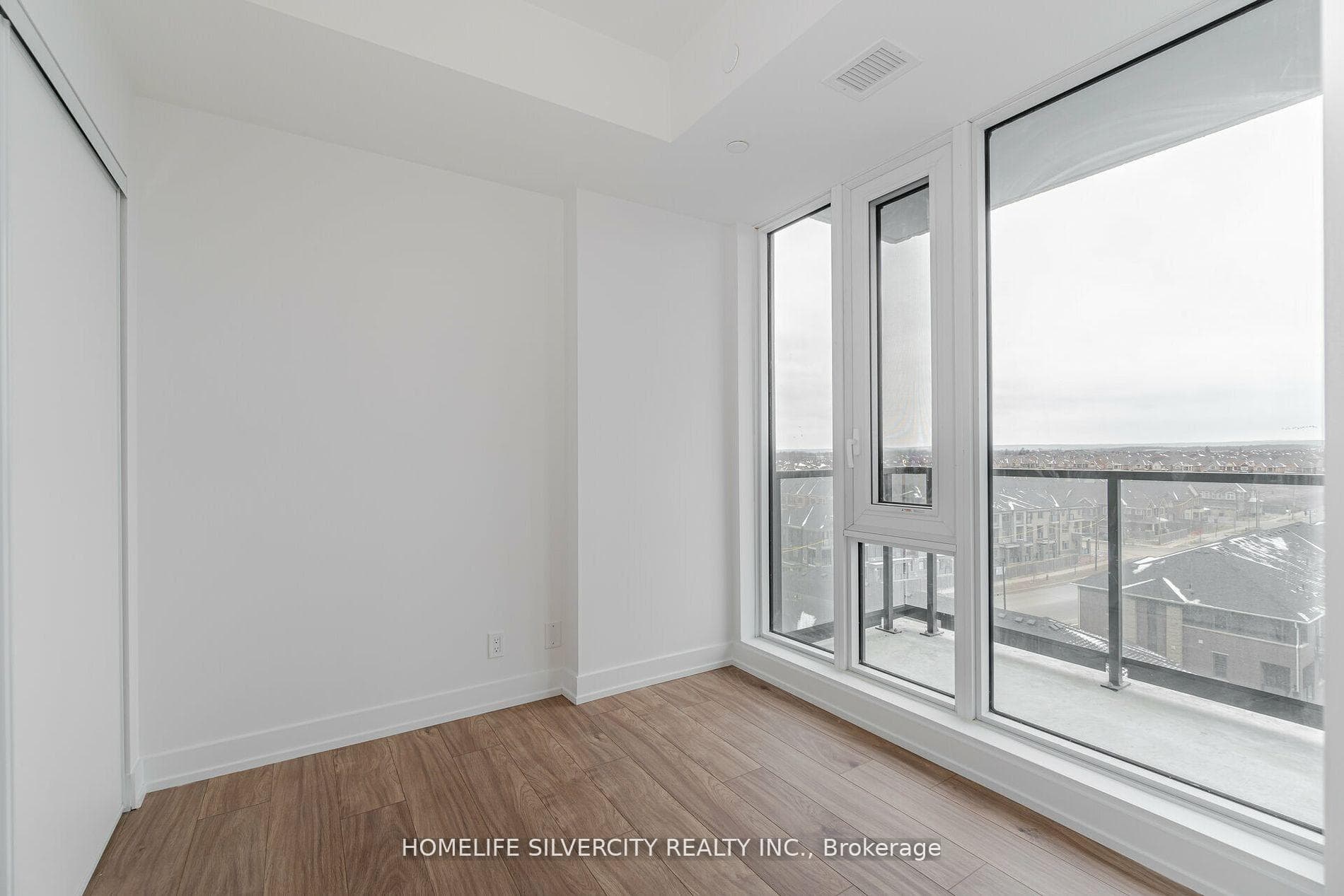 225 Veterans Drive Unit 702 photo 11