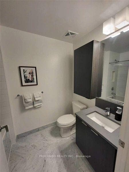 38 Iannuzzi Street Unit 109 photo 11