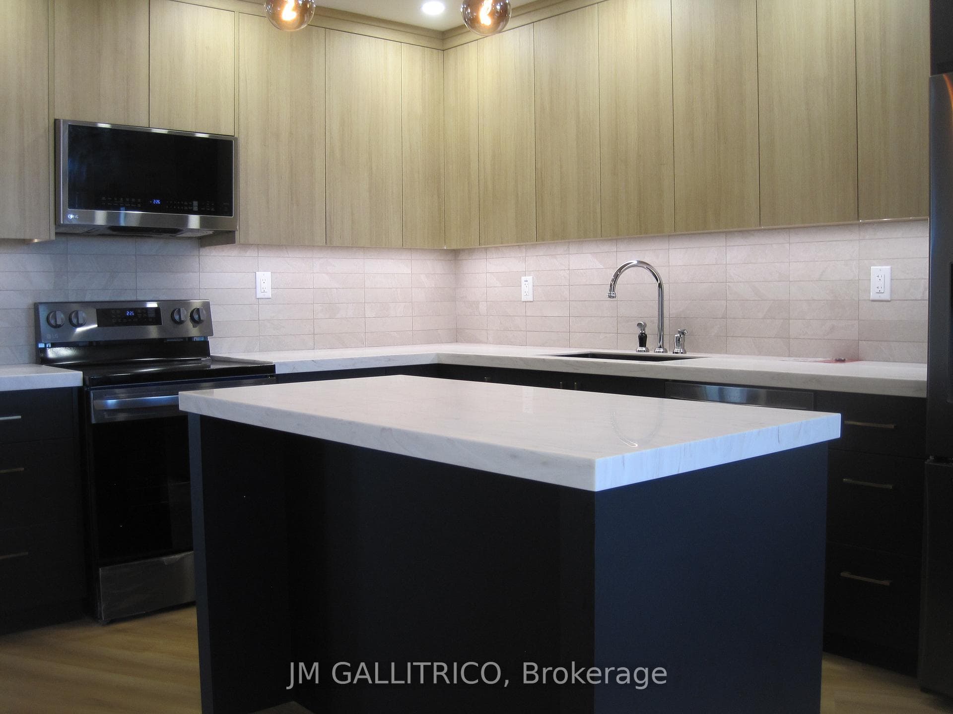 5250 Lakeshore Road Unit 1109 photo 12