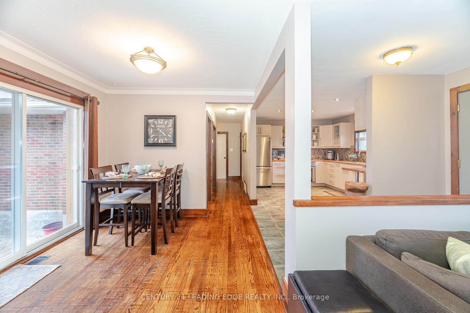 29 Joyce Boulevard photo 15
