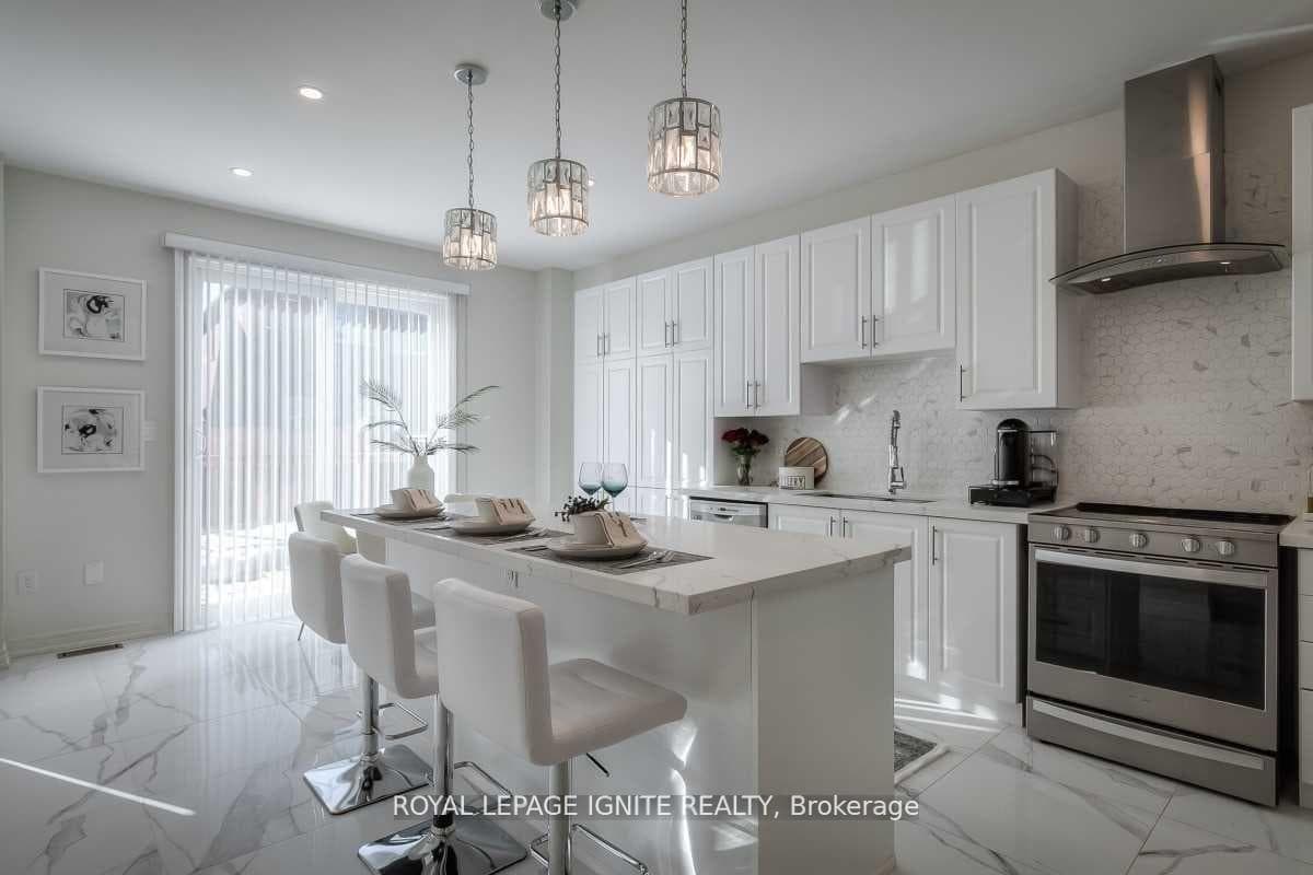 2524 Bandsman Crescent Unit Main photo 9