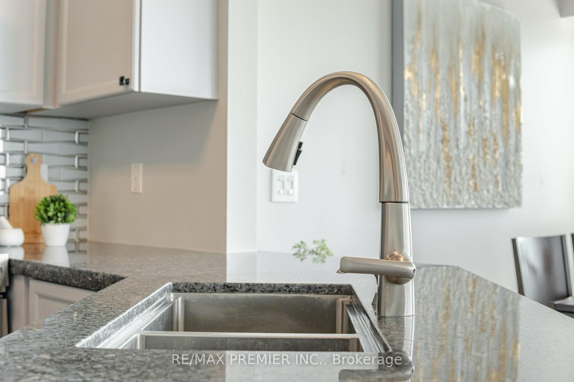 1030 Sheppard Avenue Unit 512 photo 8