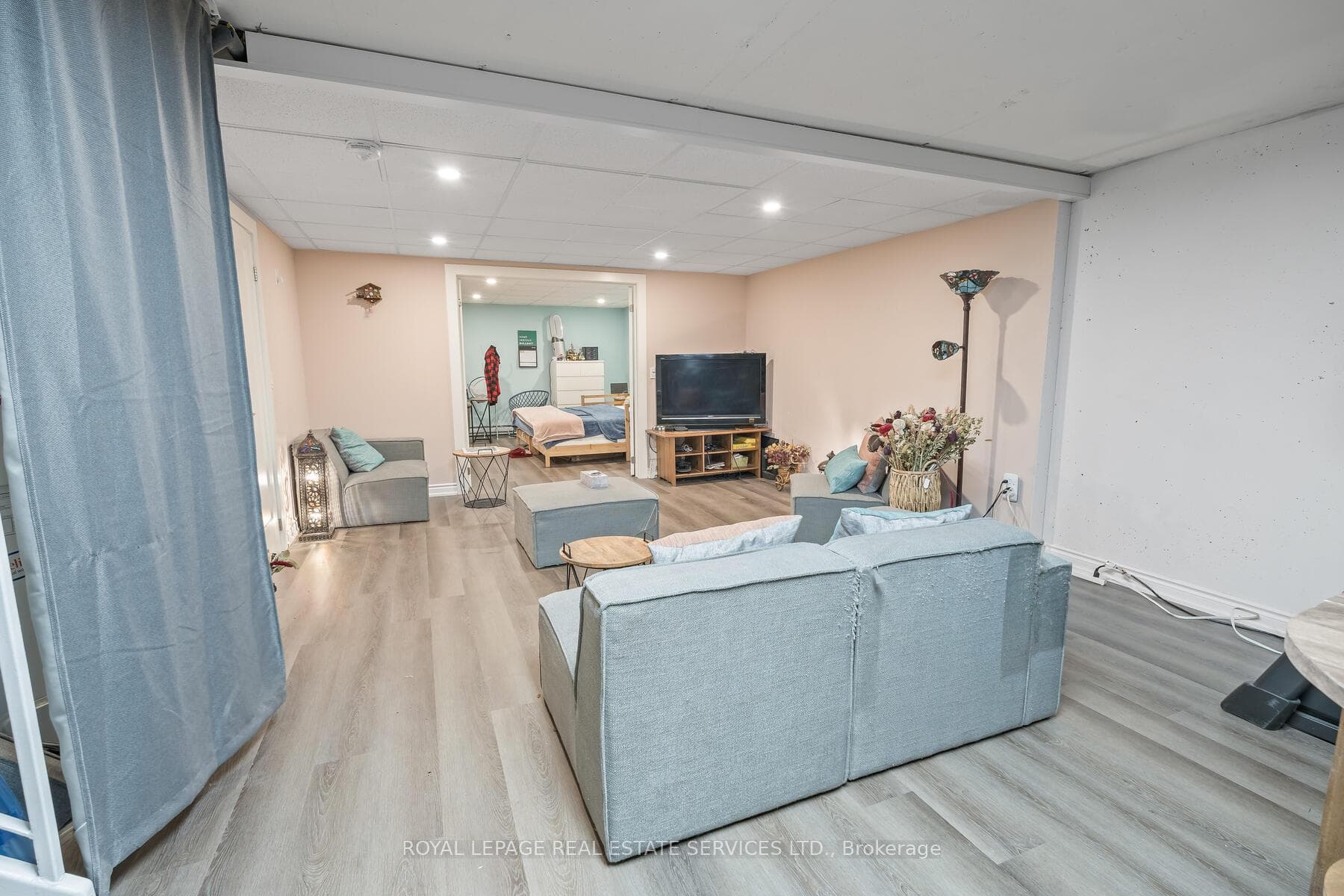 1250 Mississauga Valley Boulevard Unit 1 photo 30