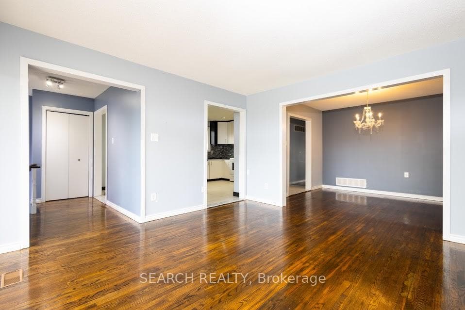 62 Dantek Court photo 5
