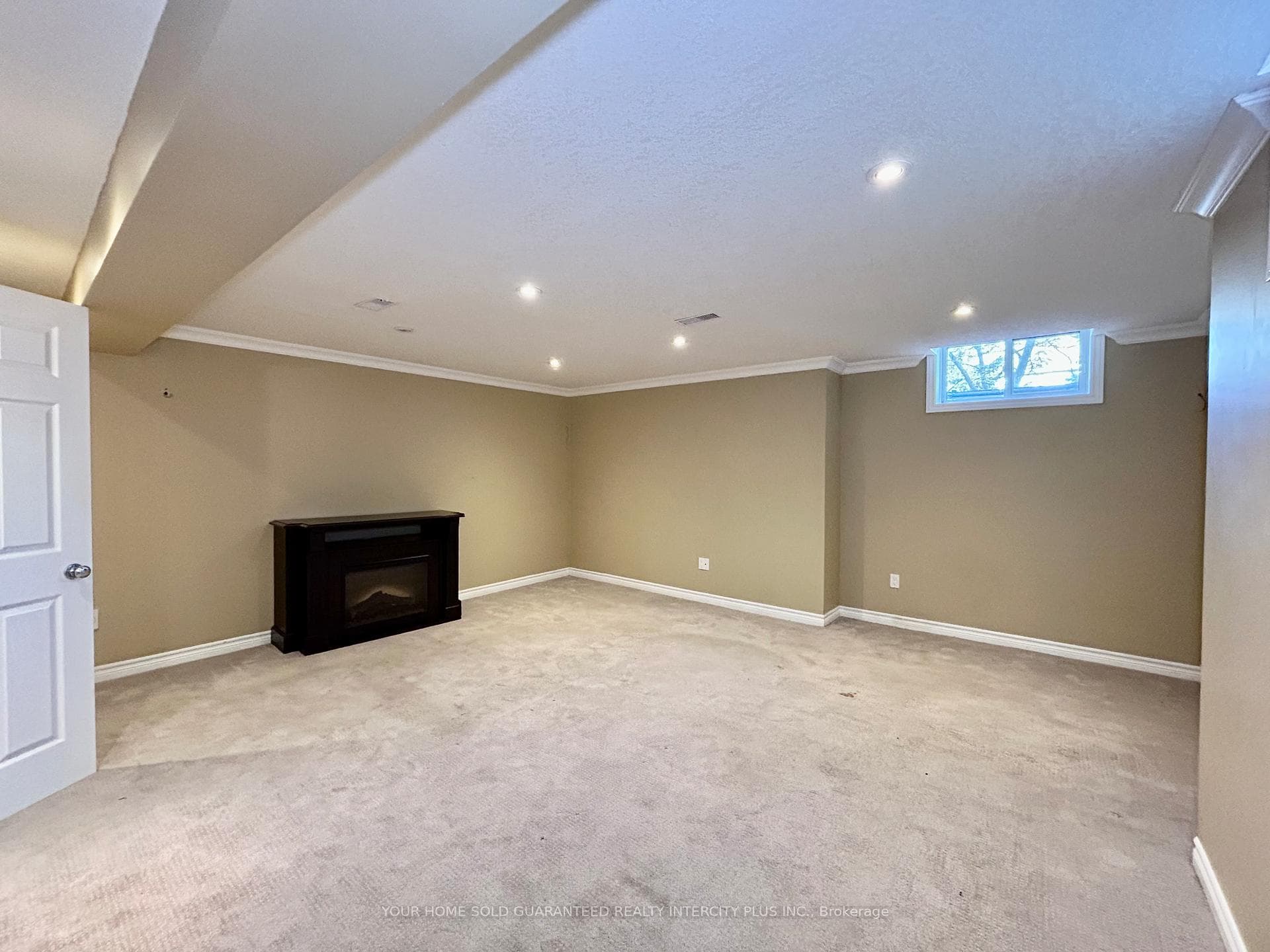 169 Bismark Drive Unit 39 photo 33