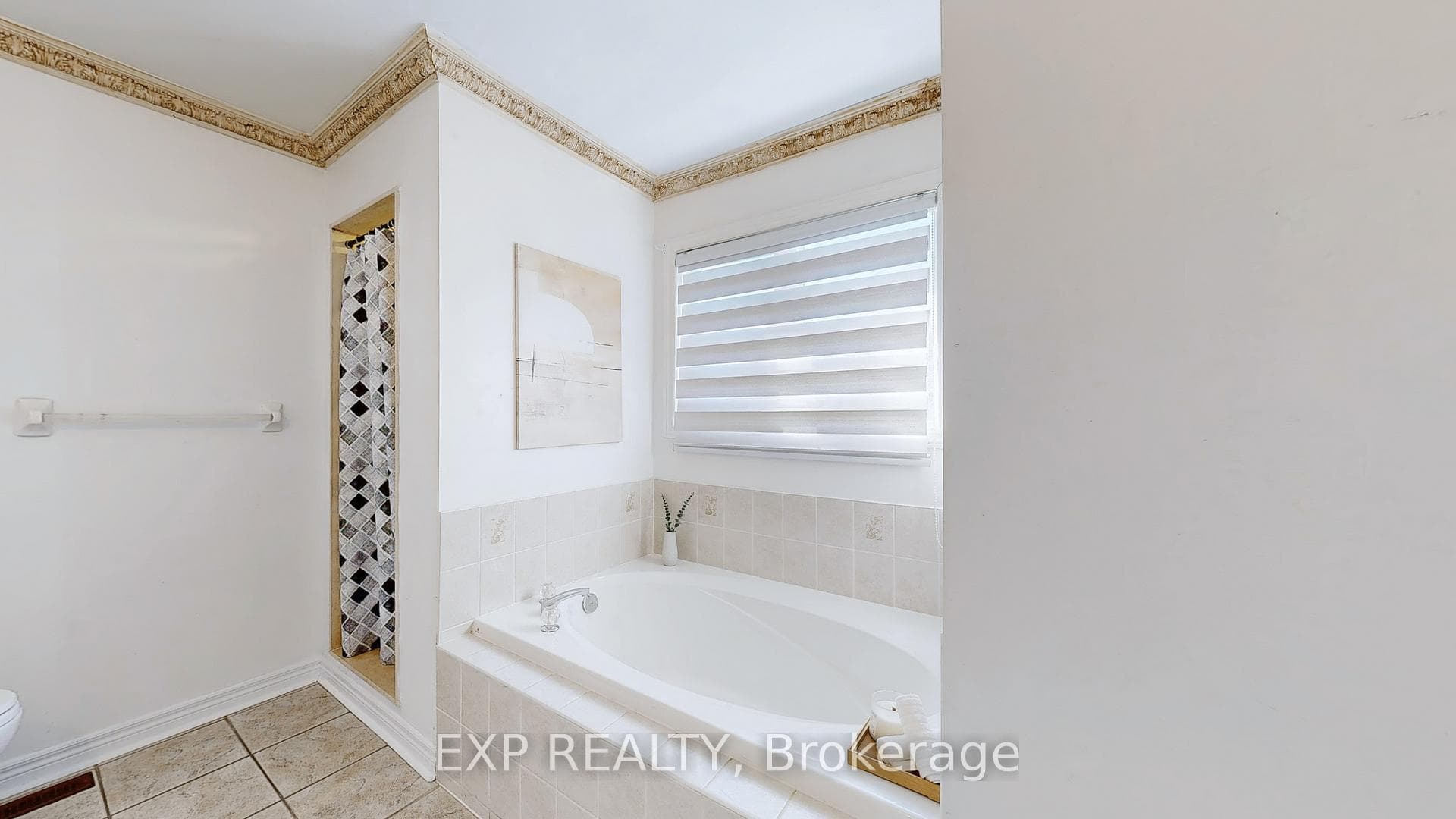 19 La Rocca Avenue photo 21