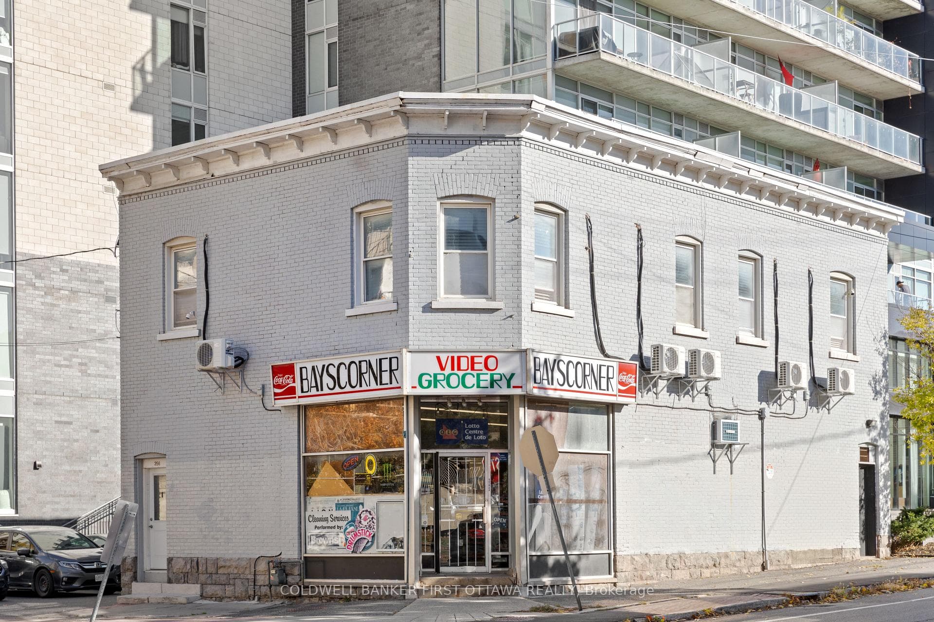 245 Bay Street photo 5