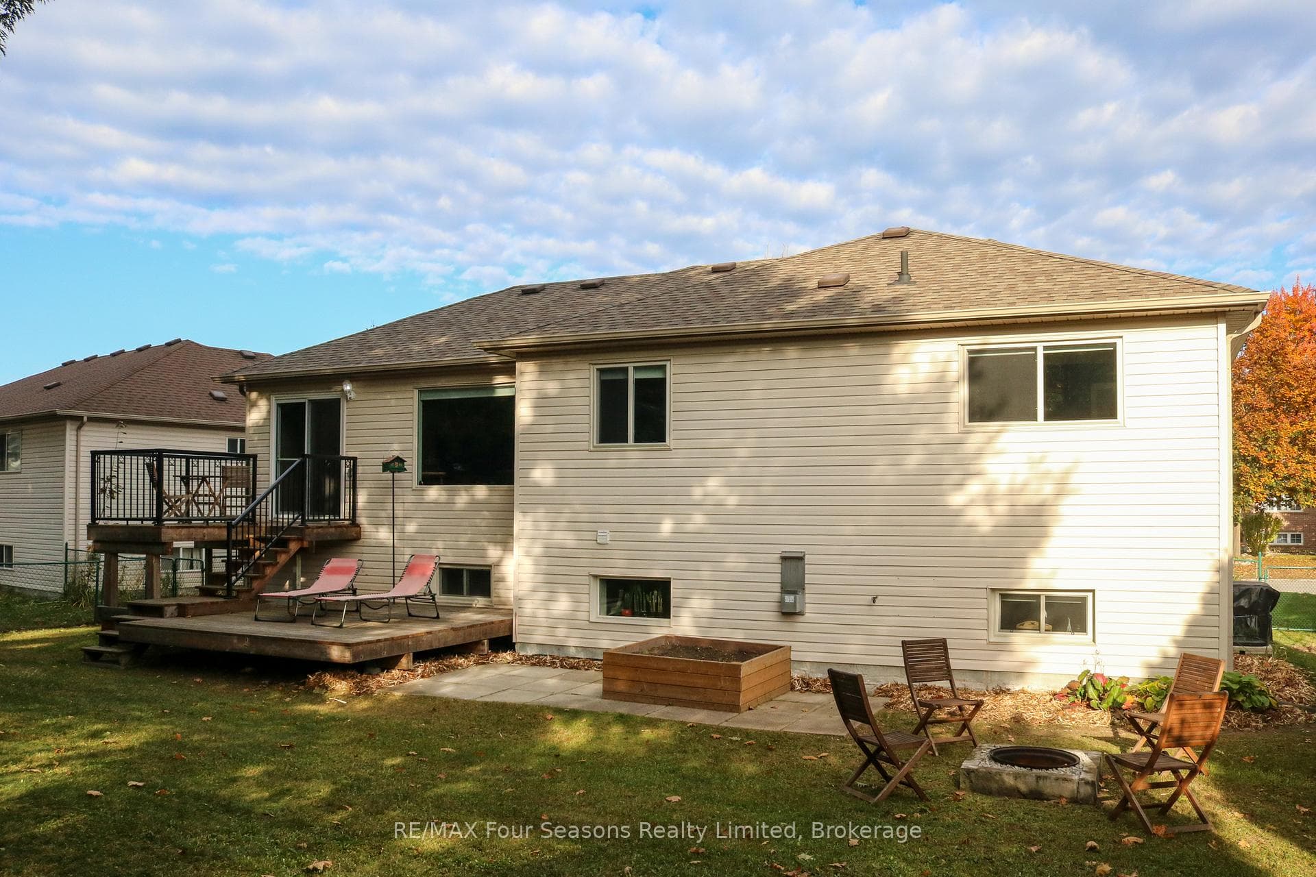 104 Silver Birch Avenue photo 29