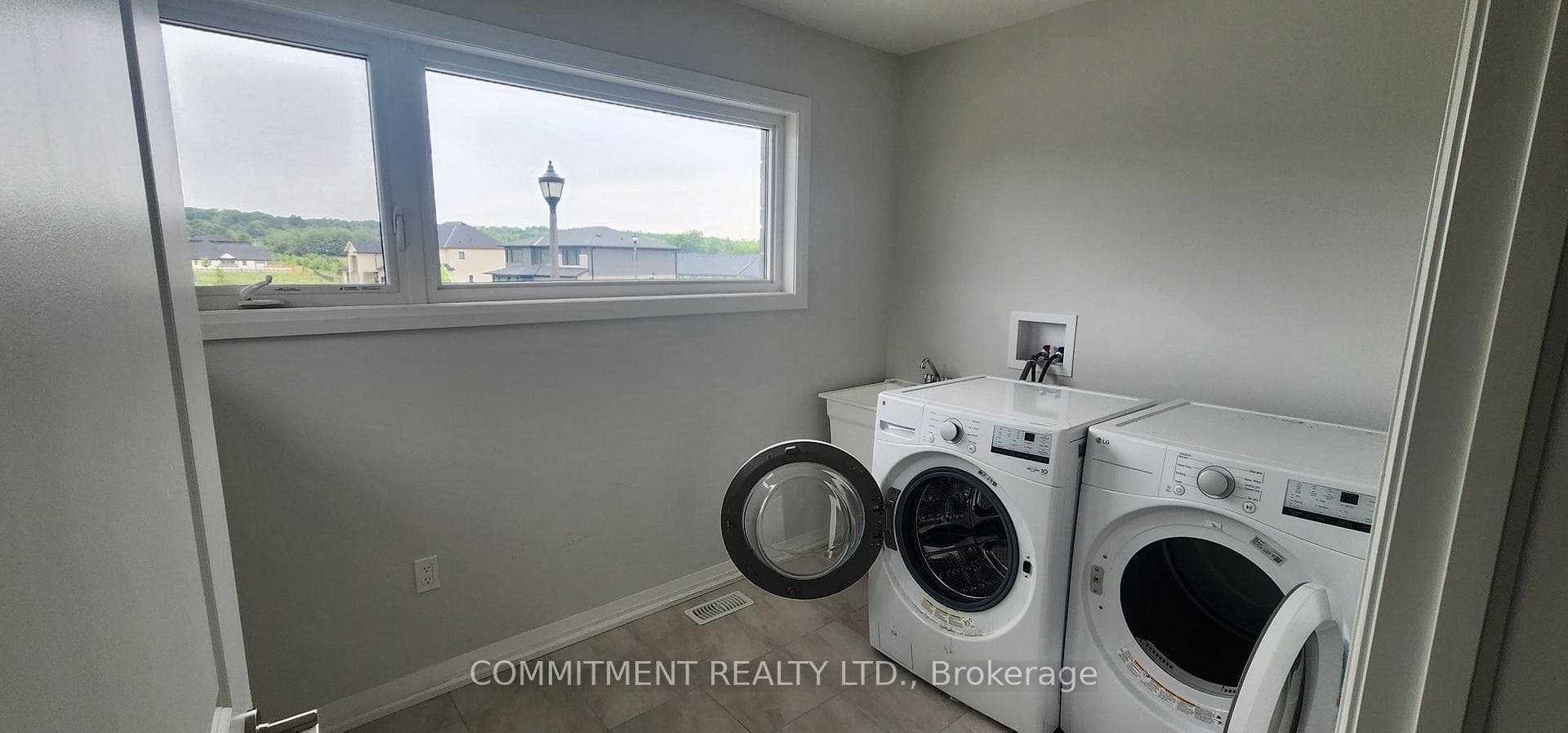47 Samuel Avenue photo 10