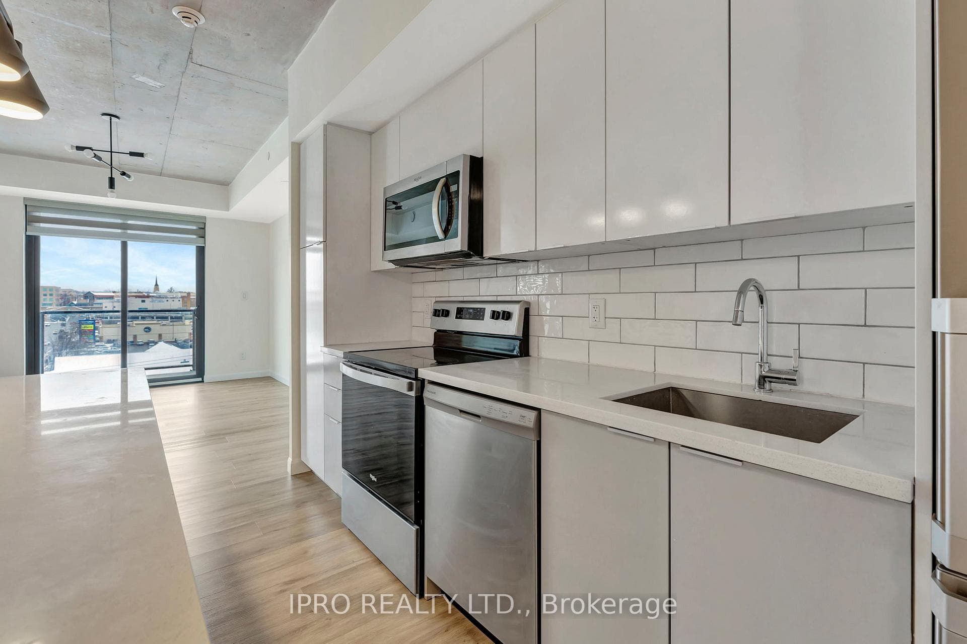7 Erie Avenue Unit 514 photo 6