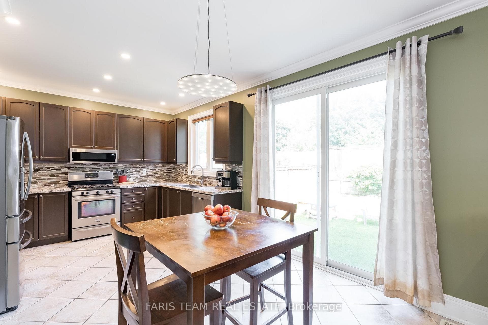49 Ferris Lane photo 3