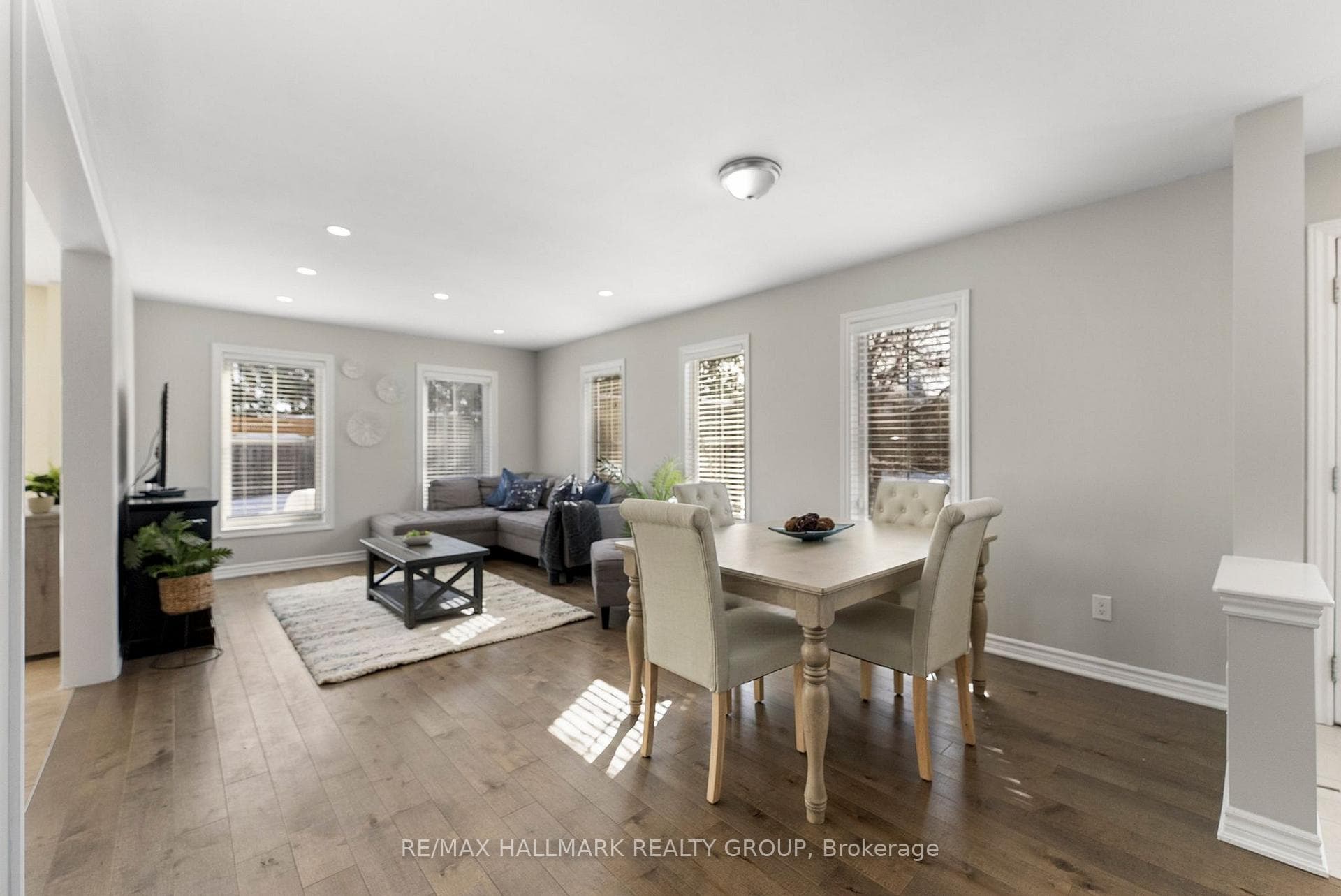 403 Brigatine Avenue photo 13