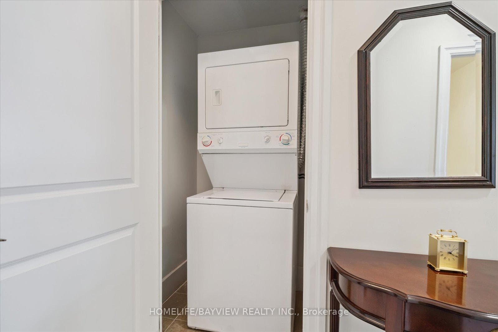 180 John West Way Unit 421 photo 32
