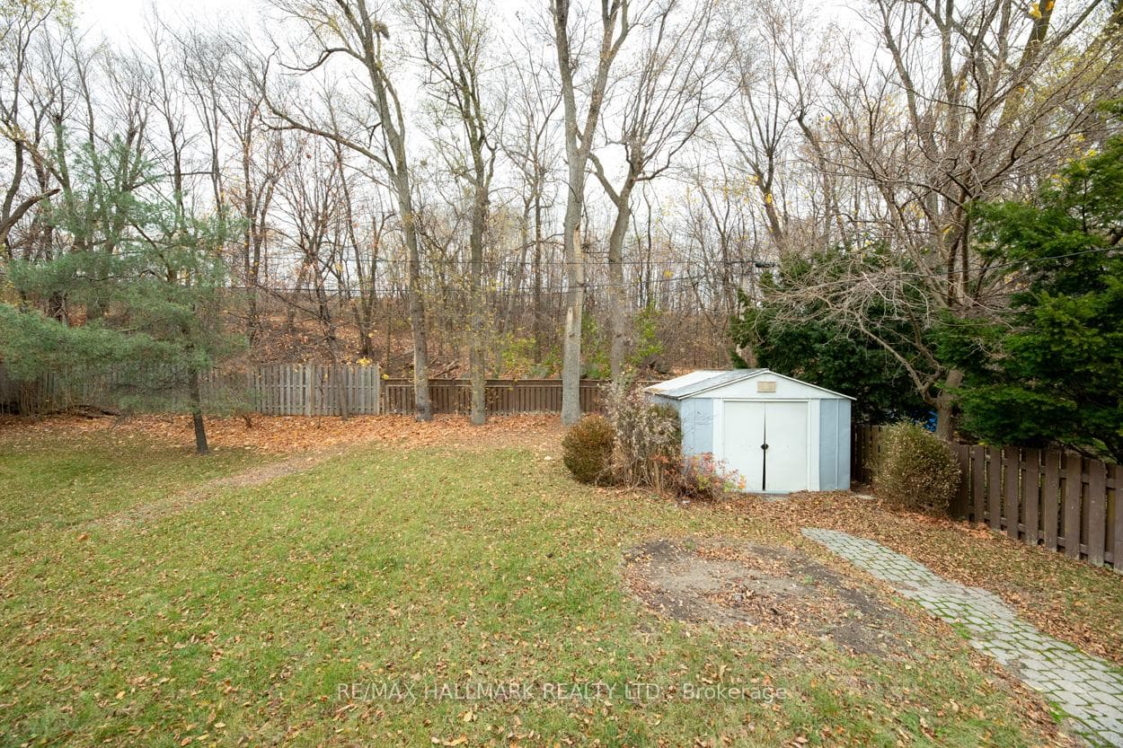 Backyard Backing On Ravine