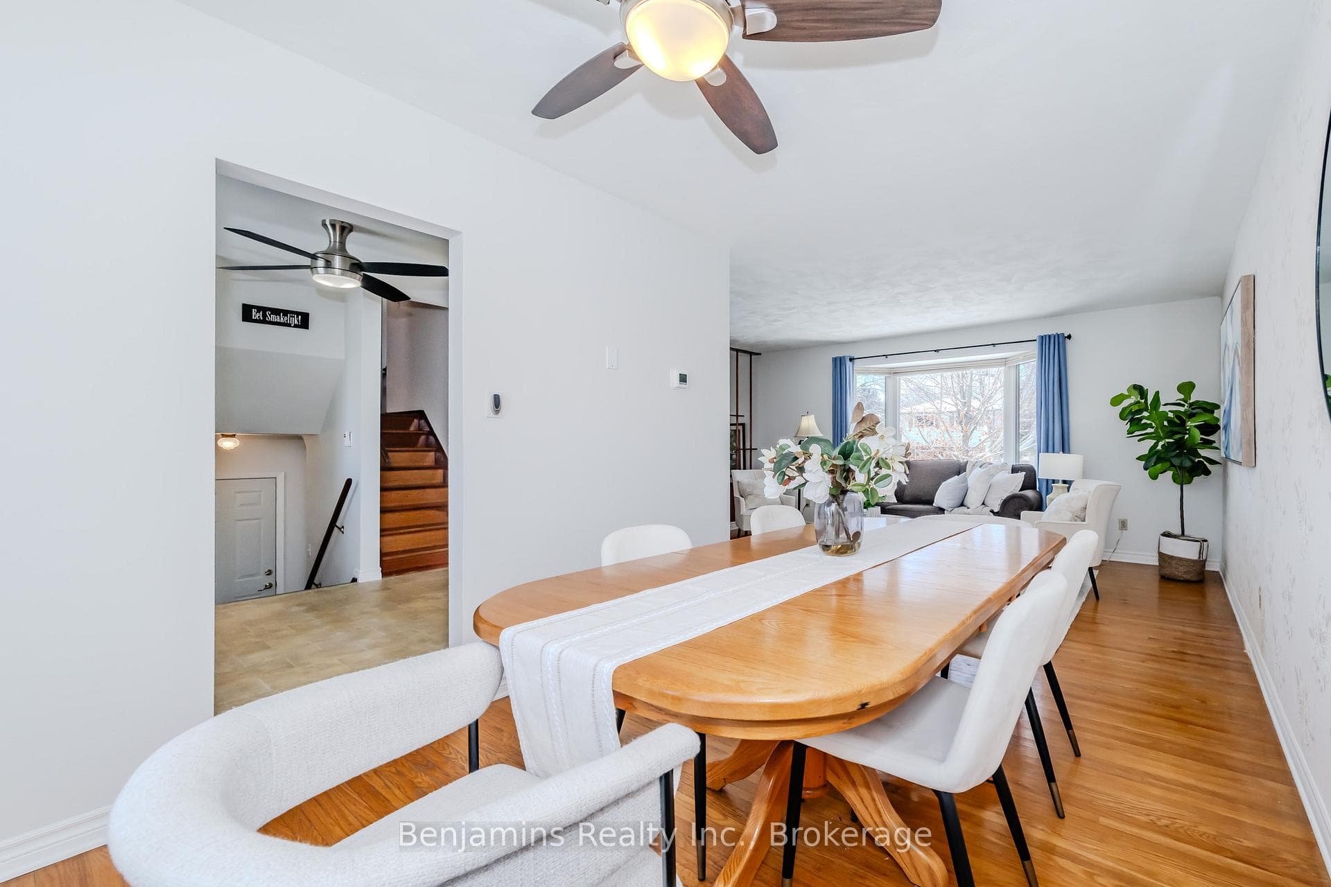 11 Willow Avenue photo 15
