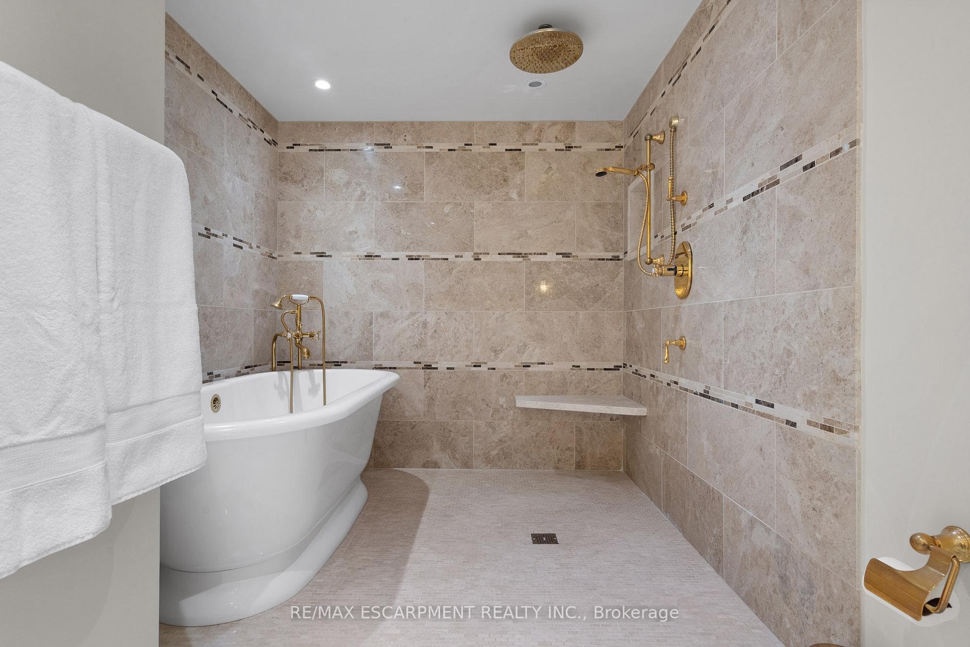 2045 Lake Shore Boulevard Unit 2707 photo 31