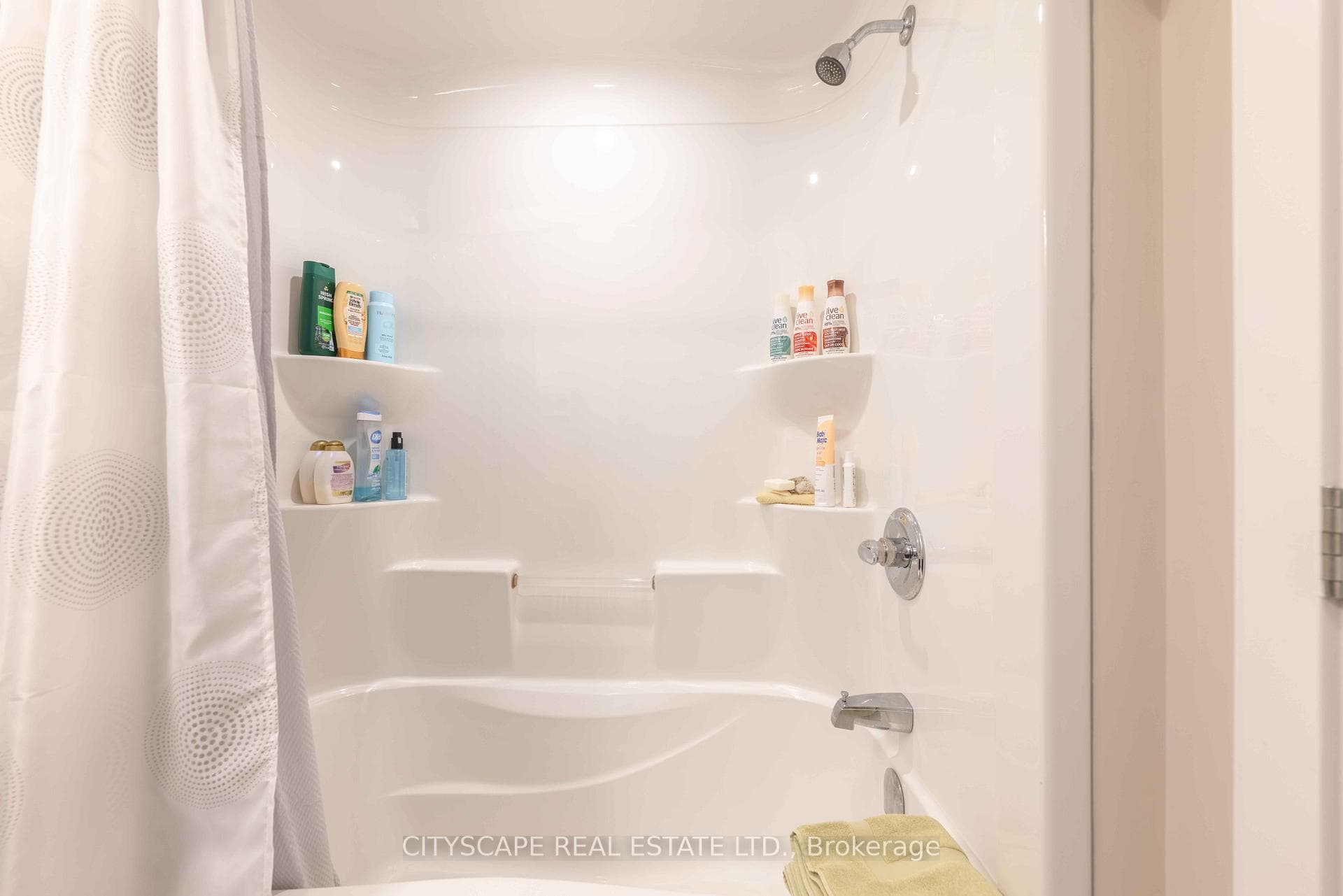 200 Oasis Lane Unit 112 photo 25