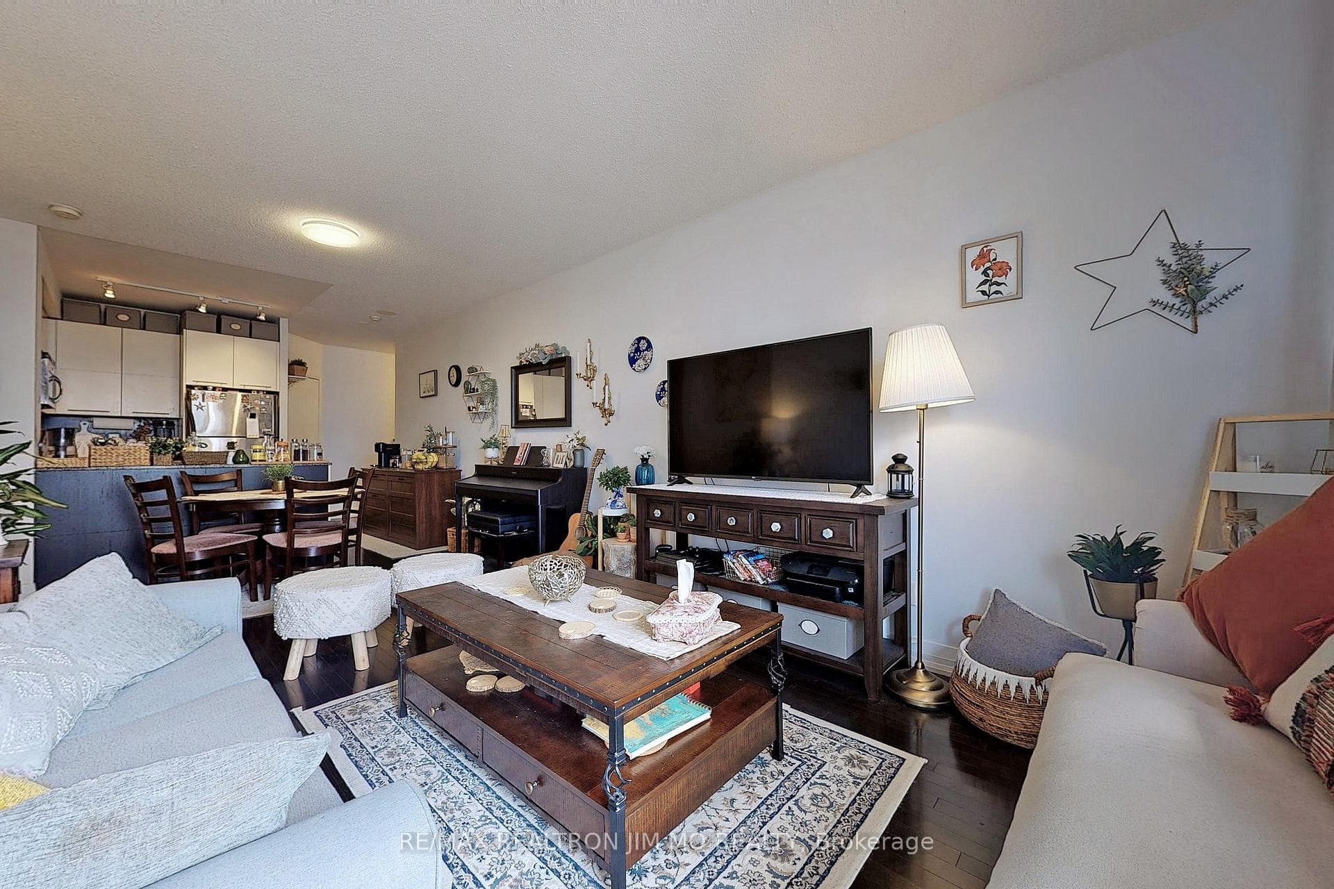 21 Carlton Street Unit 3809 photo 5