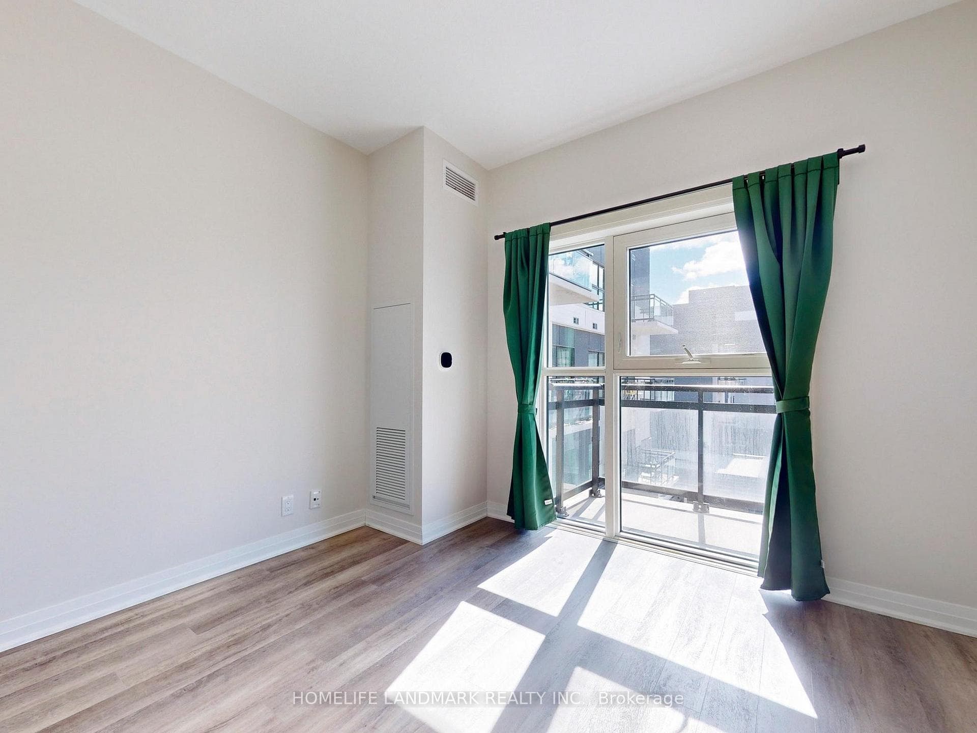 102 Grovewood Common N/A Unit 501 photo 17