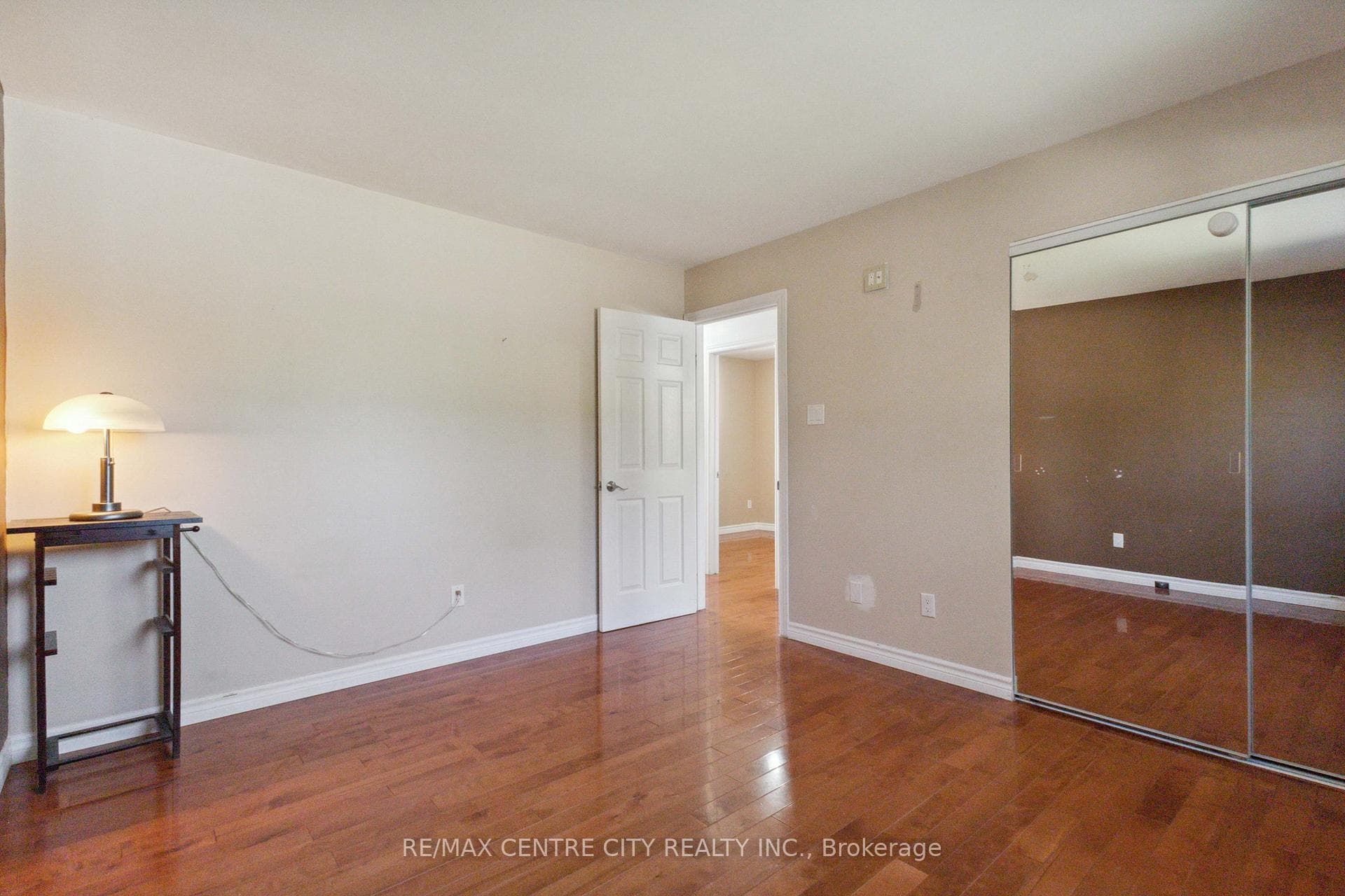 50 Stroud Crescent photo 26