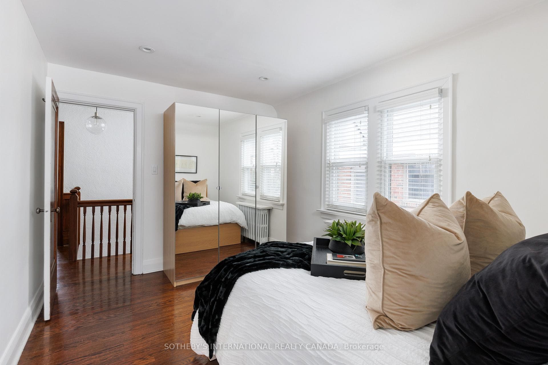 79 Willingdon Boulevard photo 29