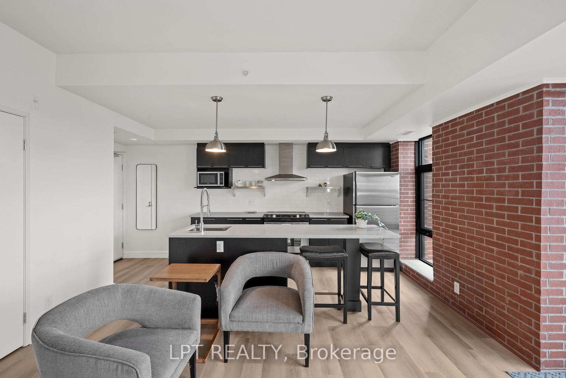 555 Anand Private Unit 707 photo 19