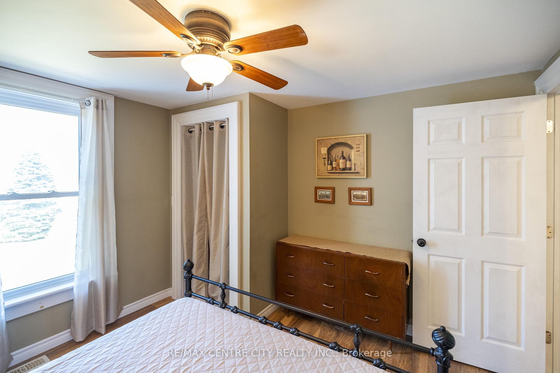323804 Mount Elgin Road photo 40