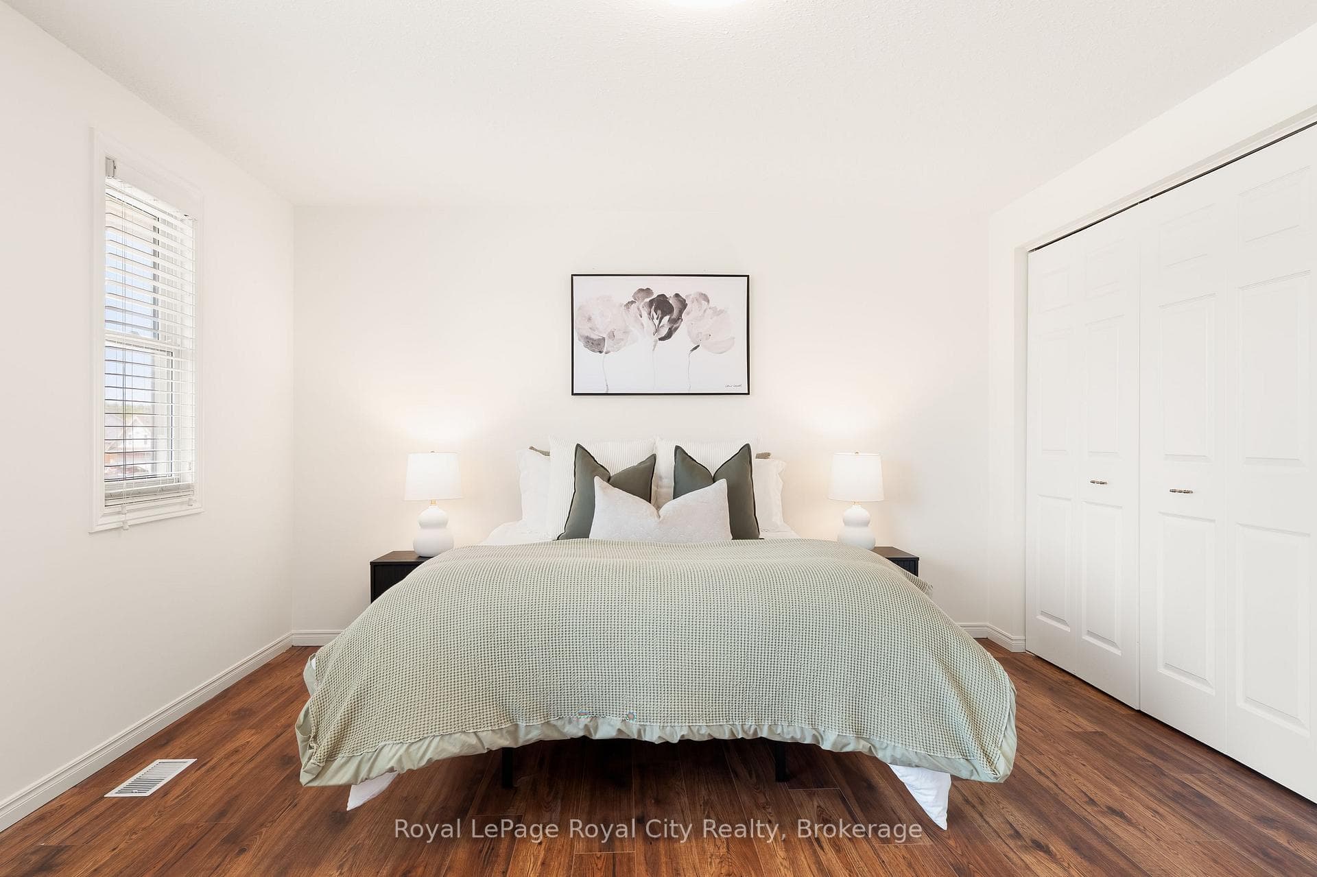 118 Clairfields Drive photo 19