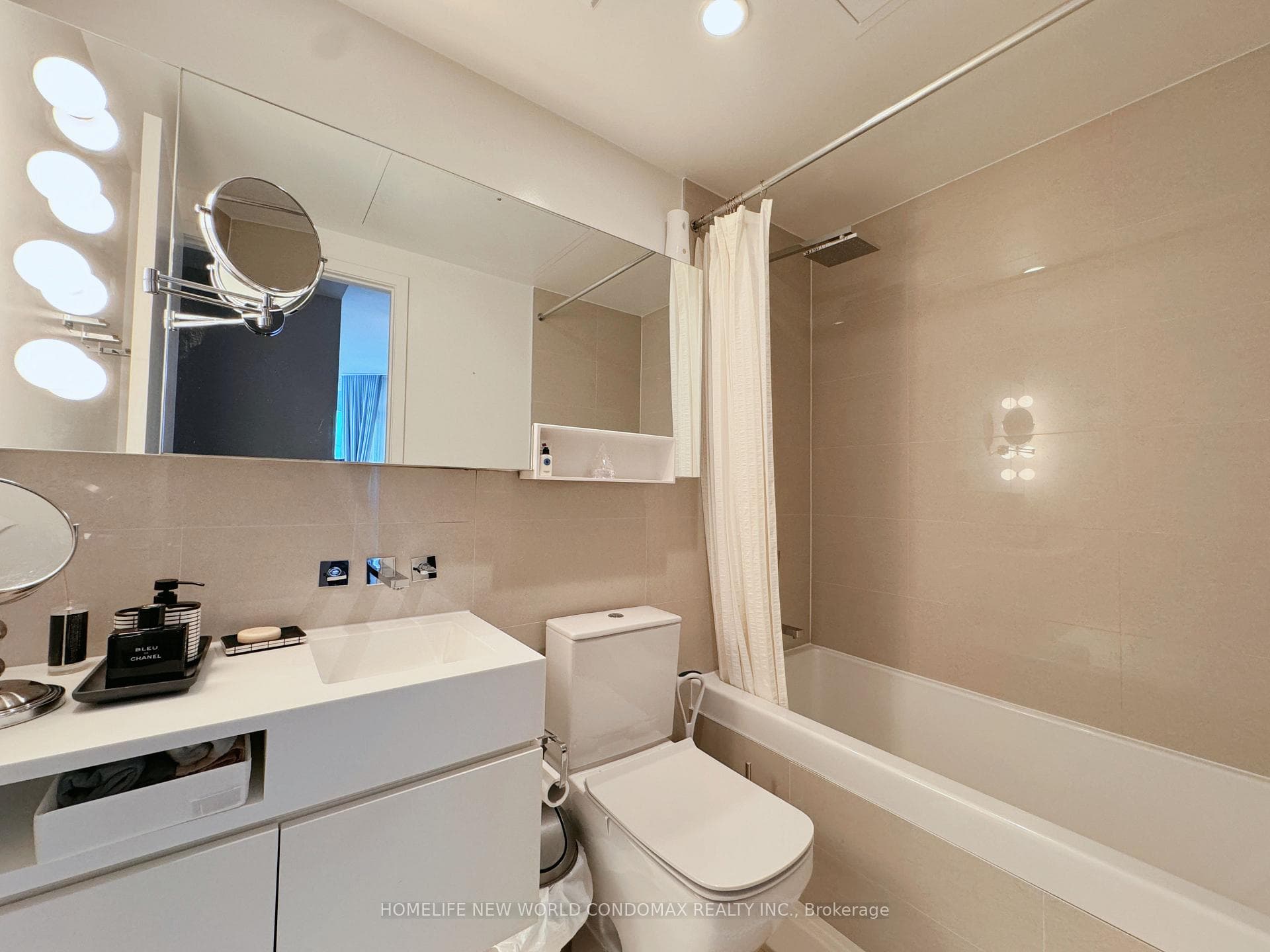 45 Charles Street Unit 4012 photo 6