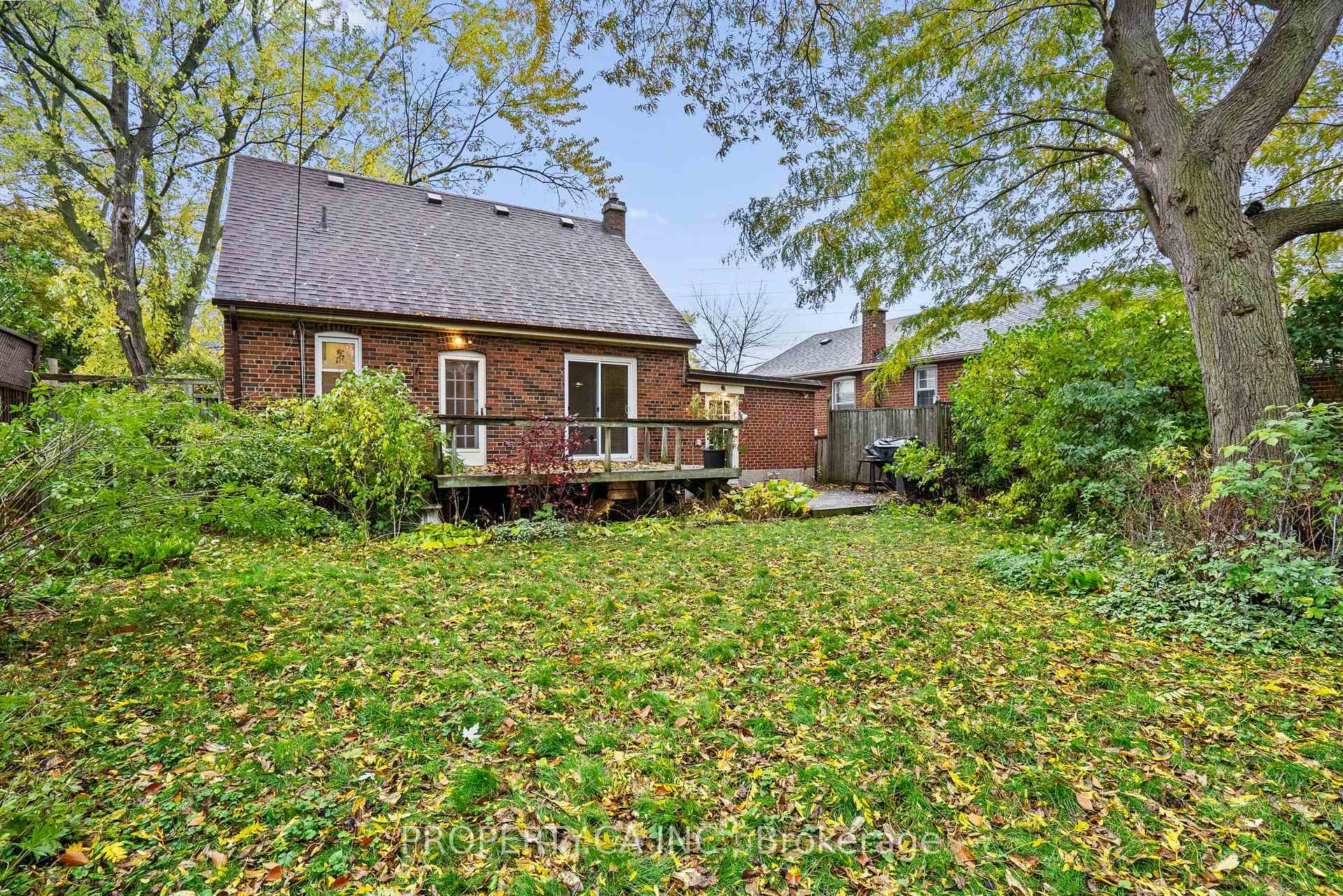 3 Ambleside Avenue photo 5