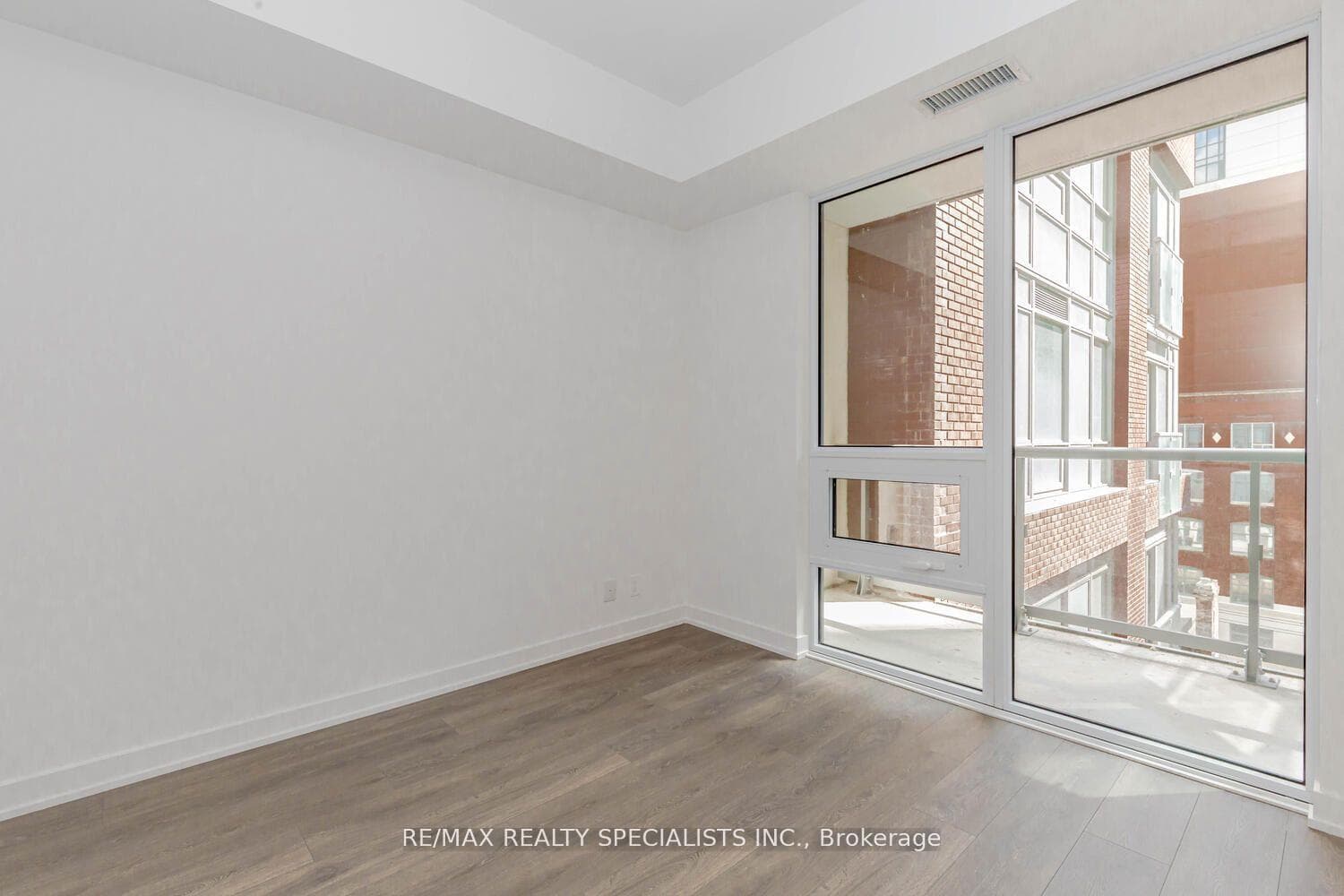 108 Peter Street Unit 610 photo 25