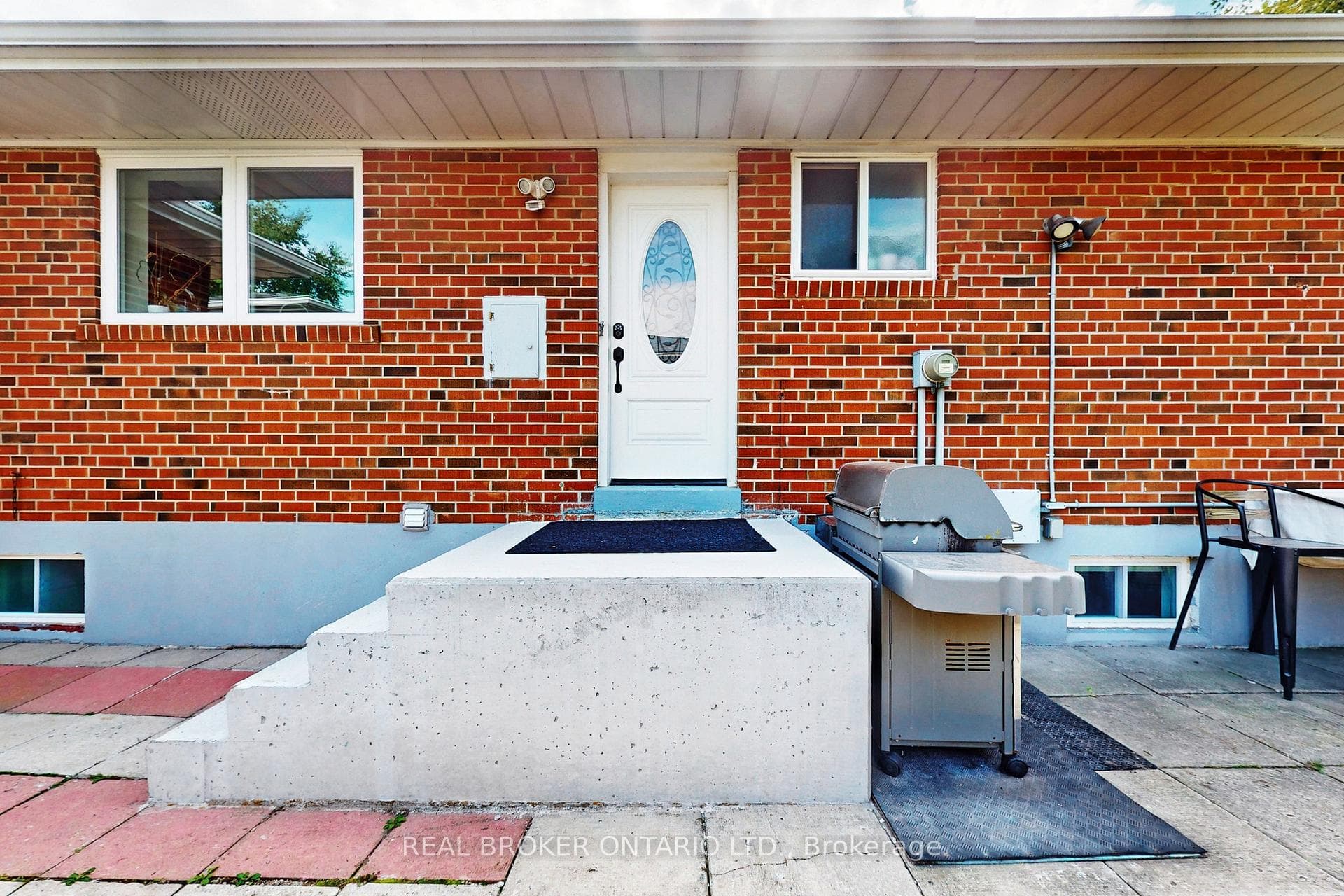 36 Vanguard Drive Unit Bsmt photo 17