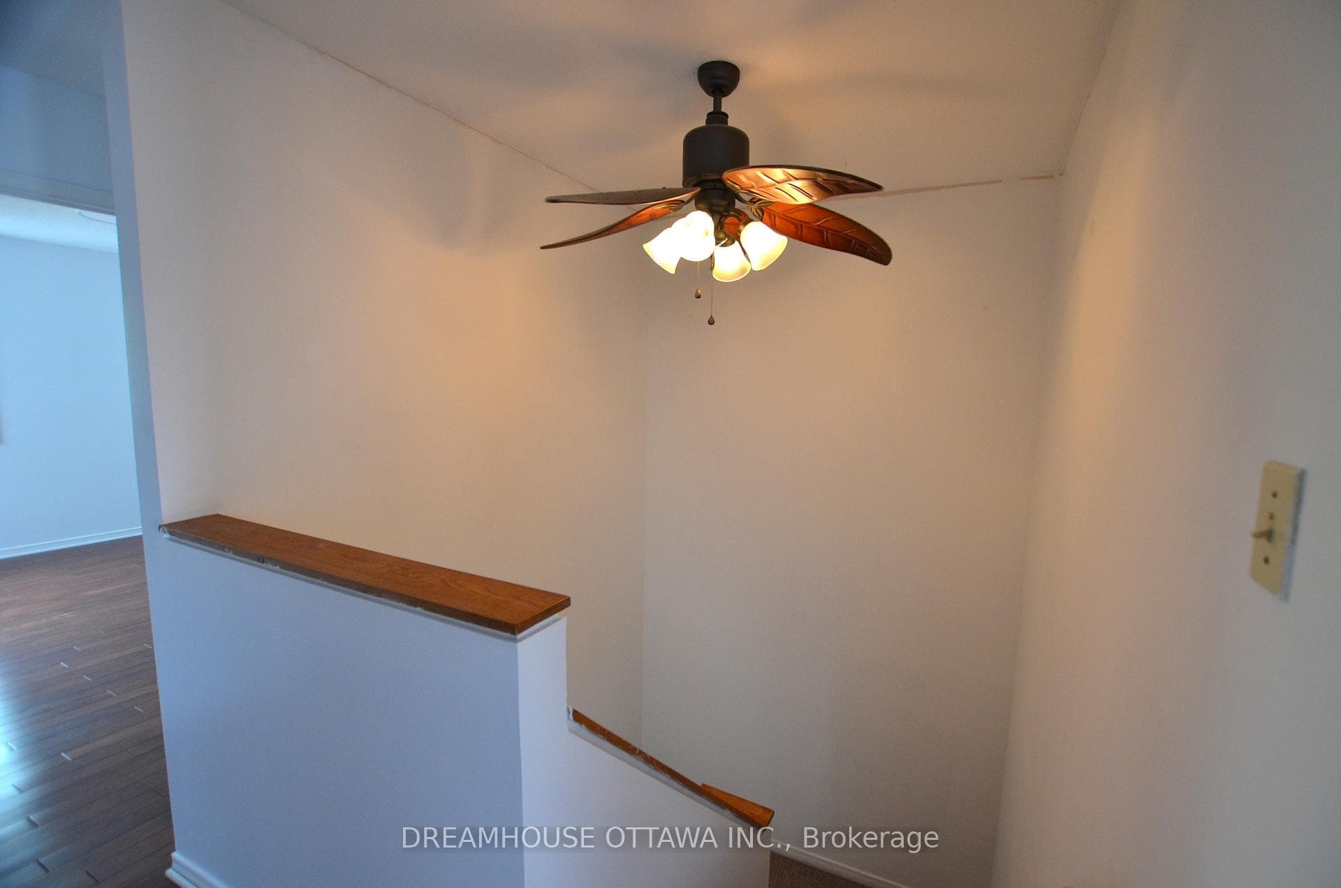 16 Forsyth Lane photo 28
