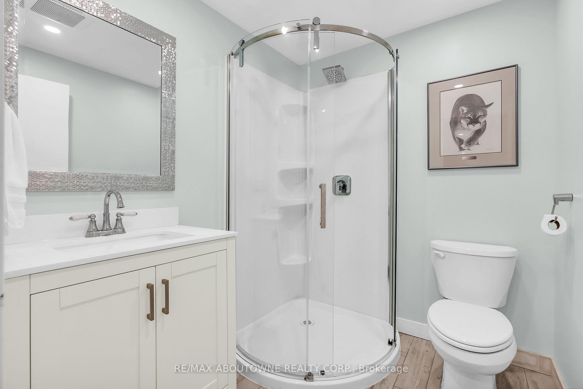 2260 Manchester Drive photo 36