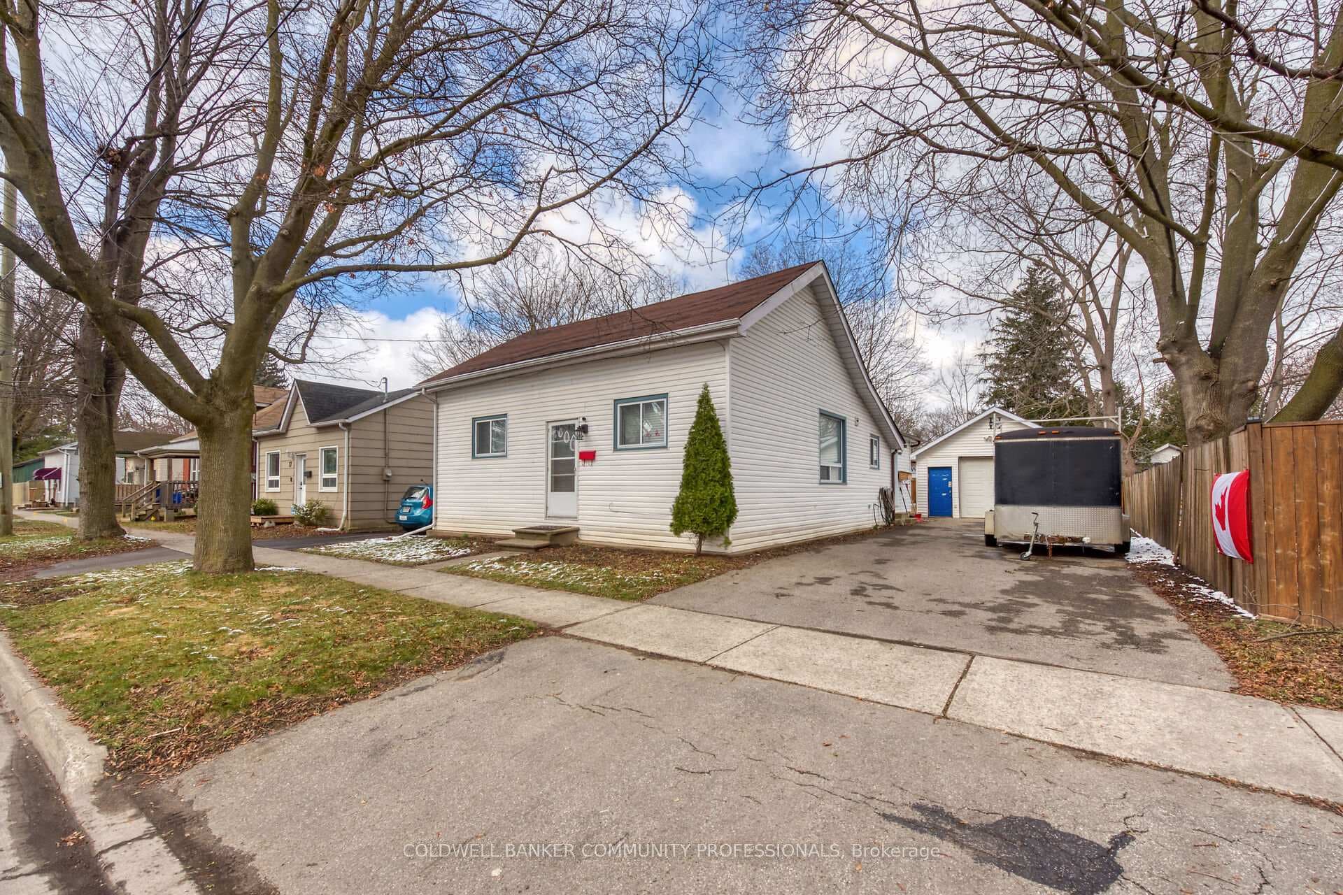 15 Walnut Street photo 2