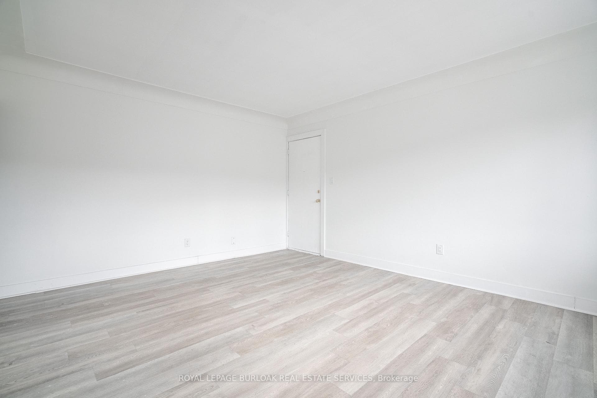 169 Park Row Unit 6 photo 4
