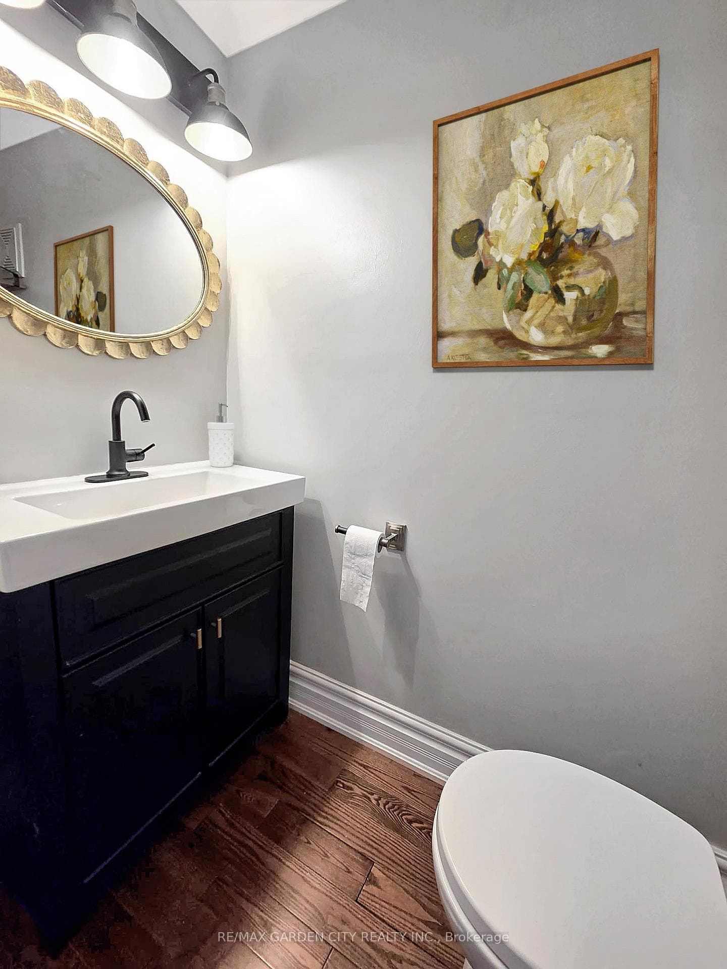14 ROBINSON Street photo 17