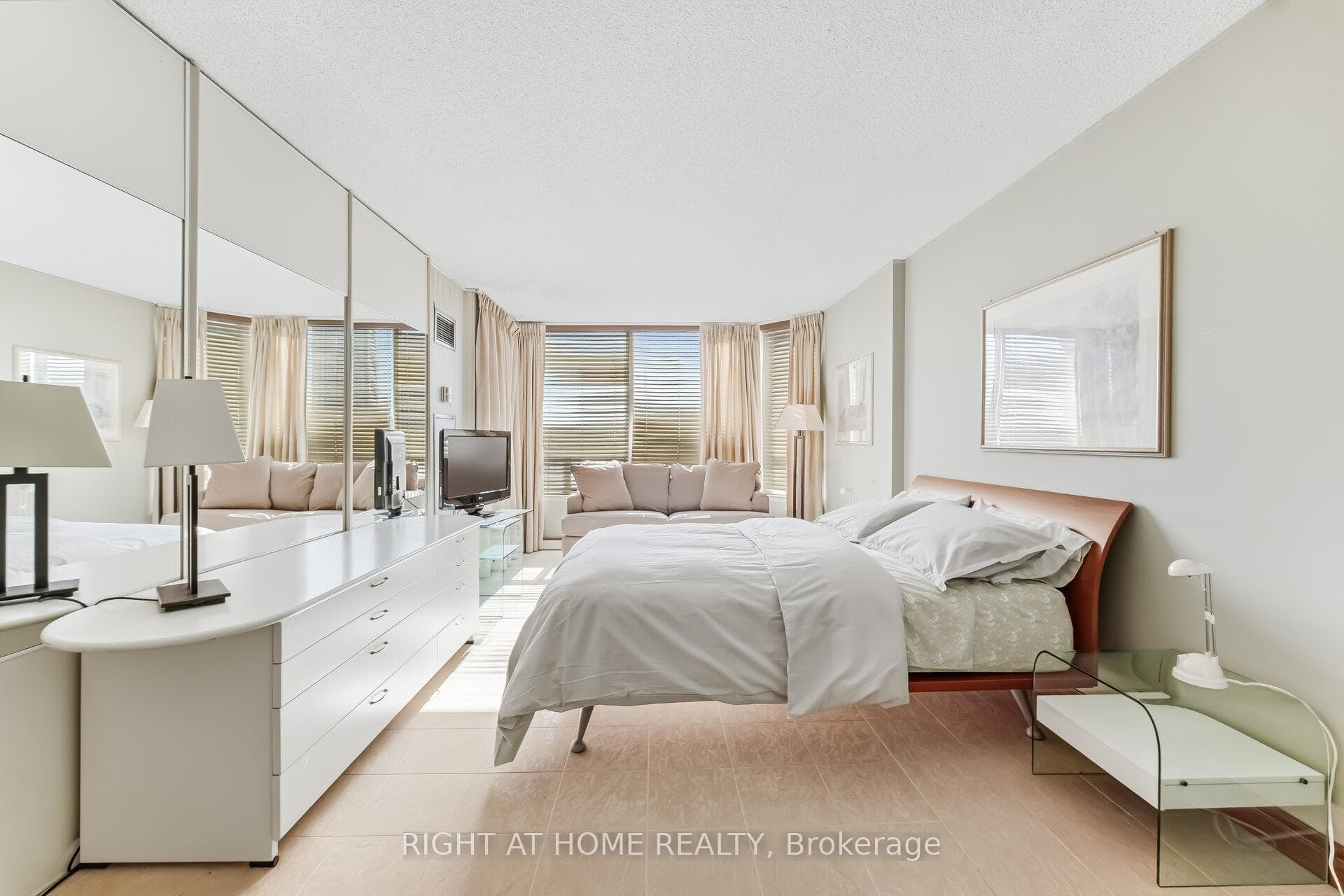 120 Promenade Circle Unit 711 photo 25