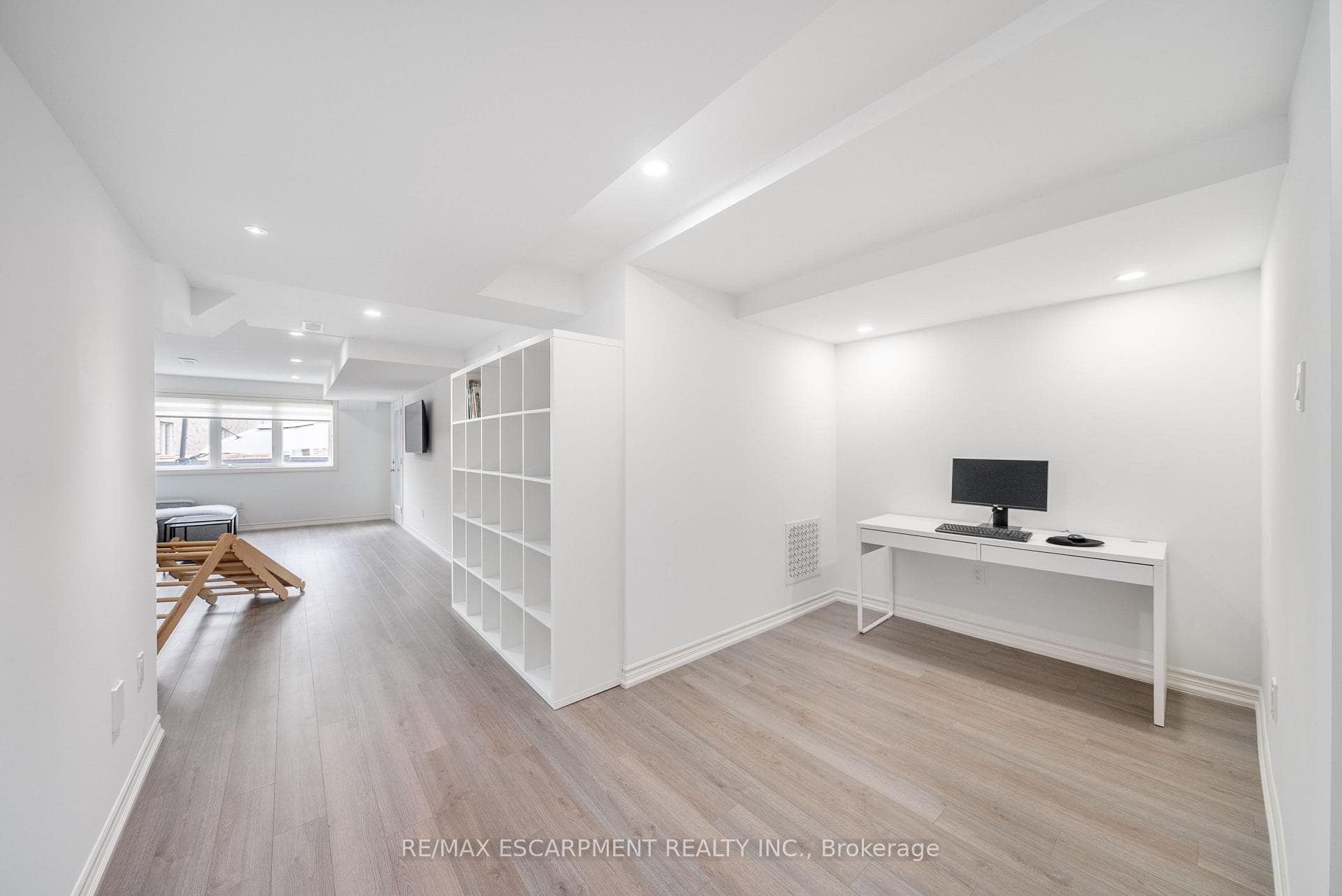 223 Skinner Road photo 33