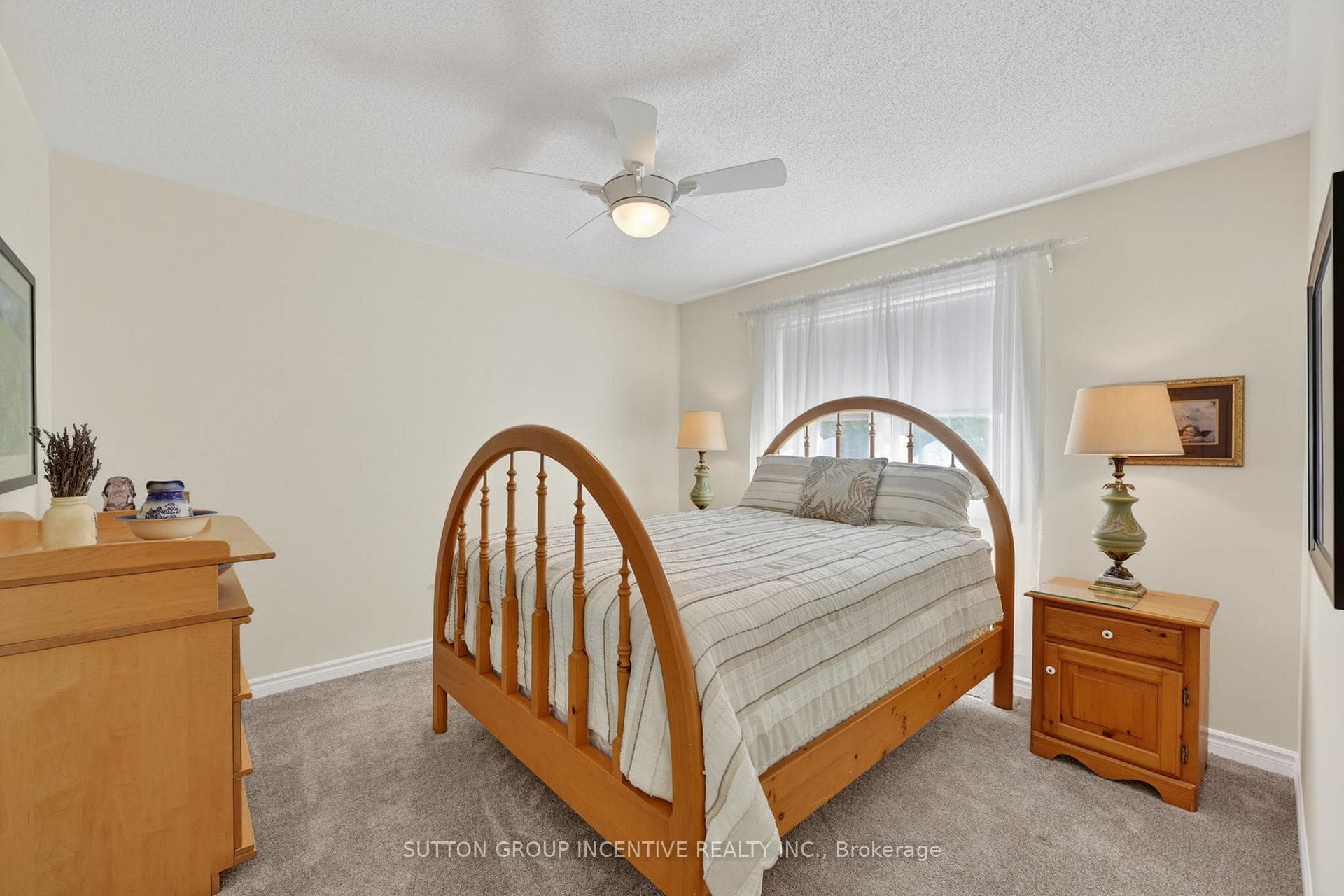 255 Pringle Drive photo 32